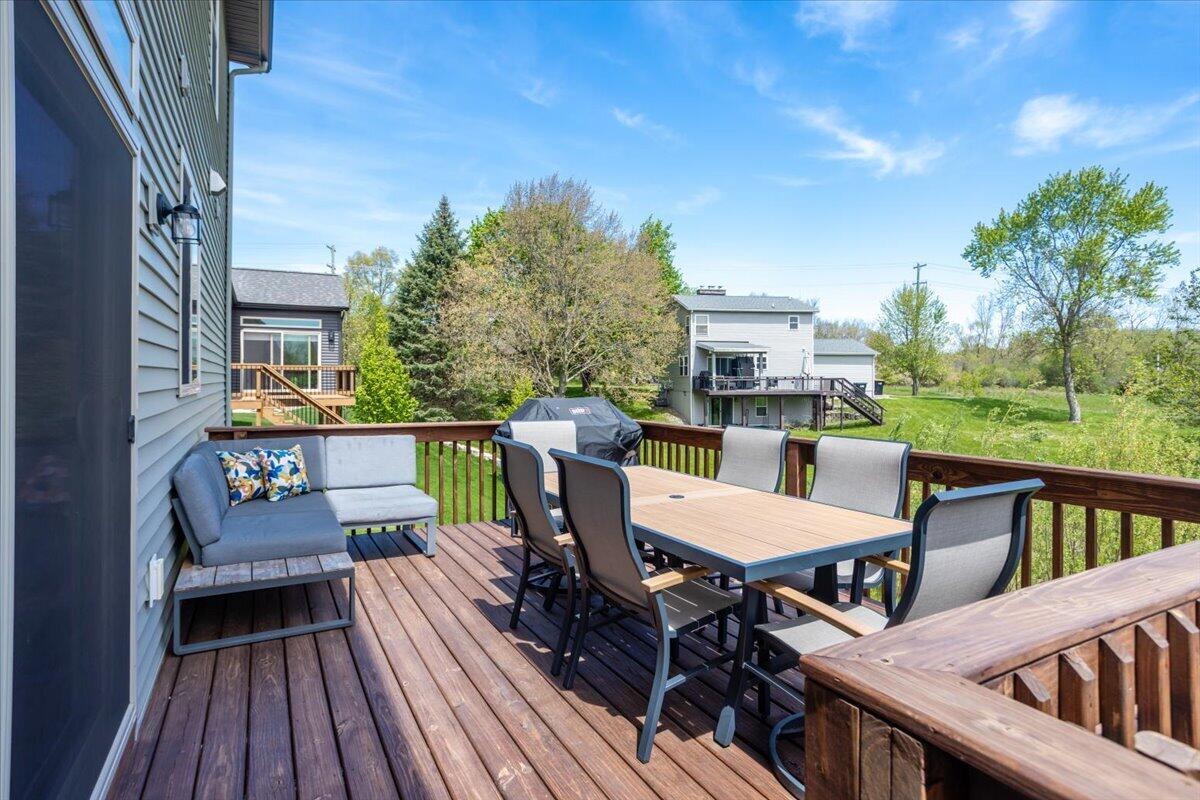 348 Hawkchase Court