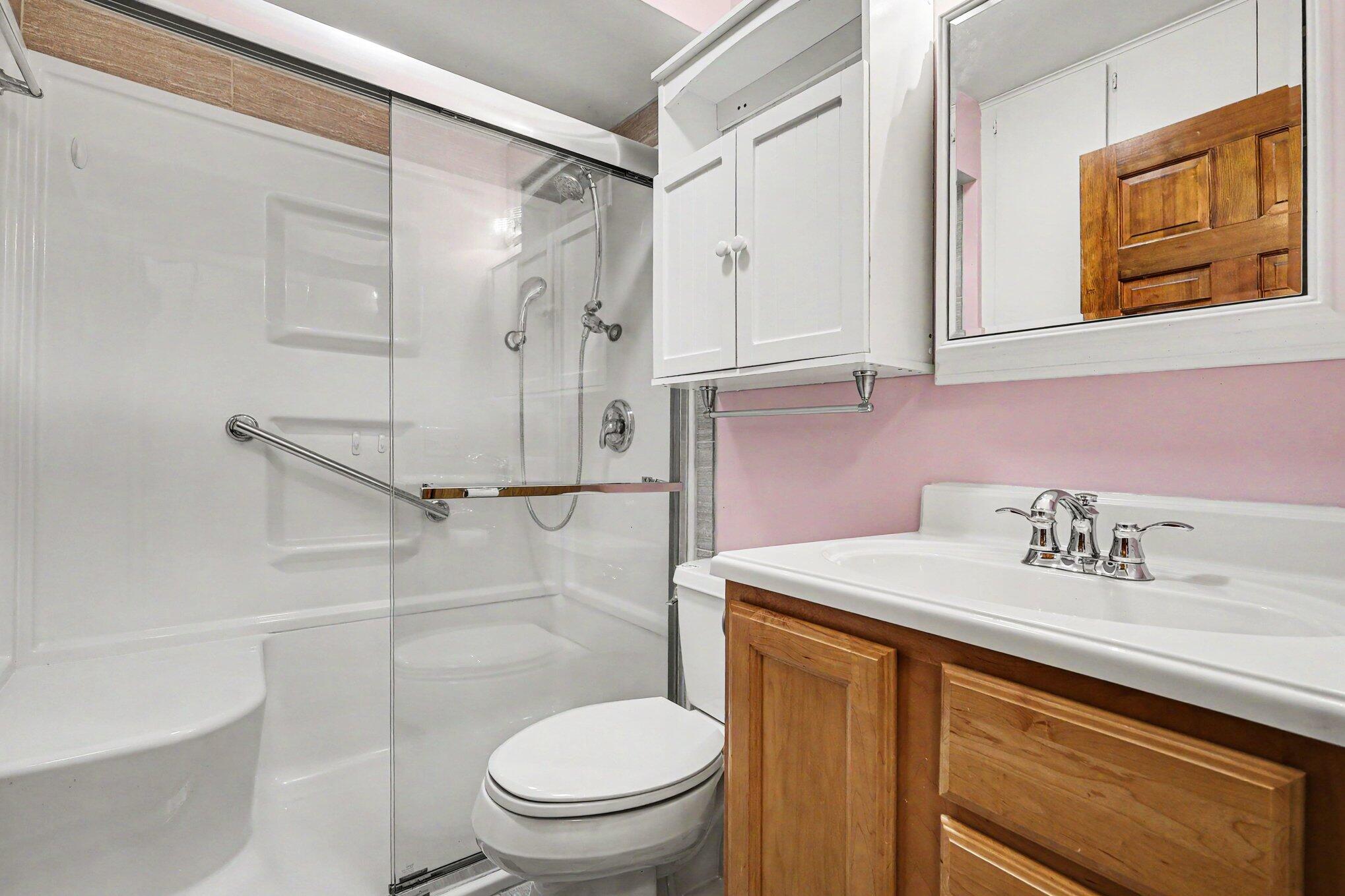 689 Carriage Lane
