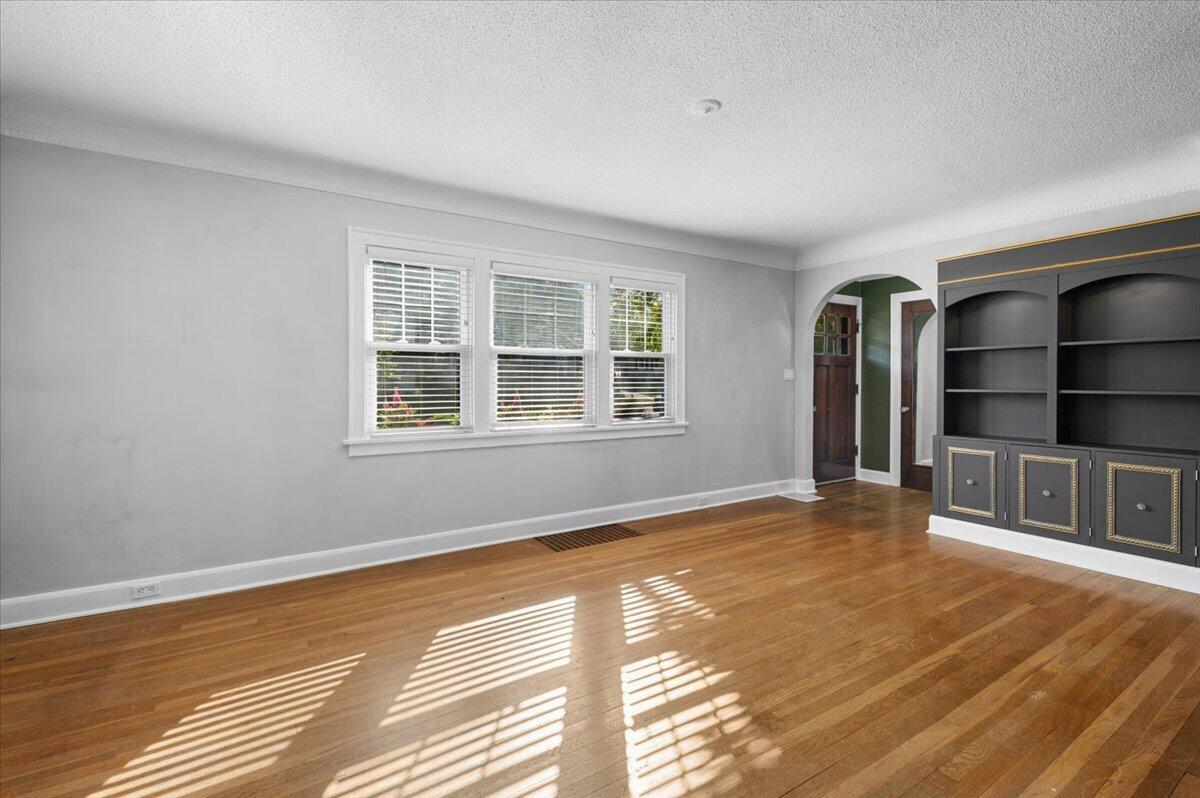 1515 Calvin Avenue SE