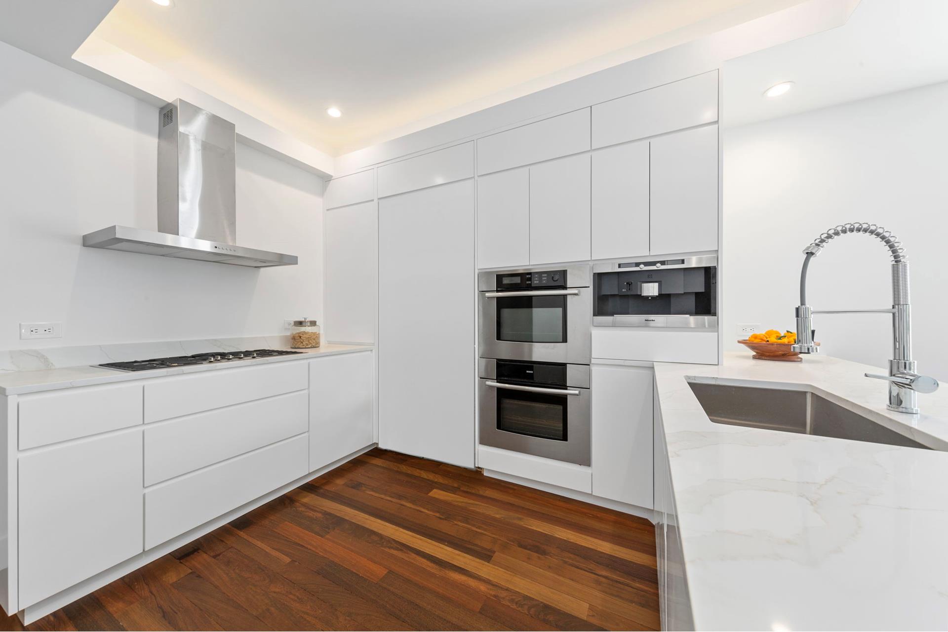 92 GREENE Street PH1