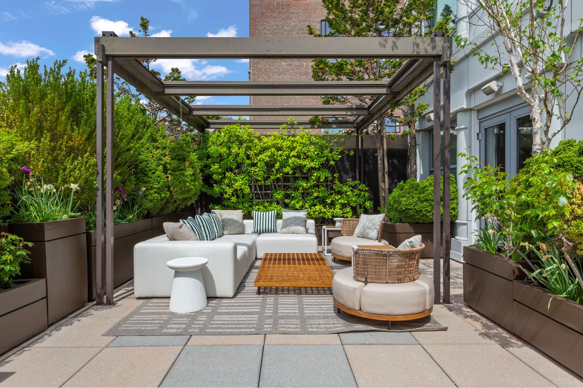 92 GREENE Street PH1