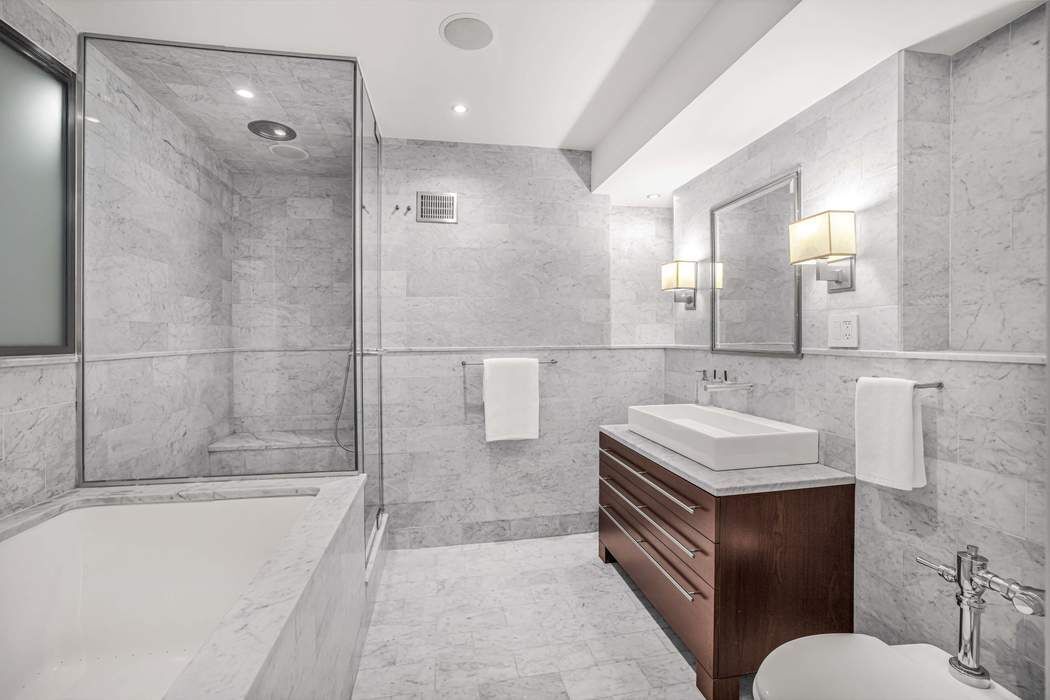 470 W 24th Street 7GJ