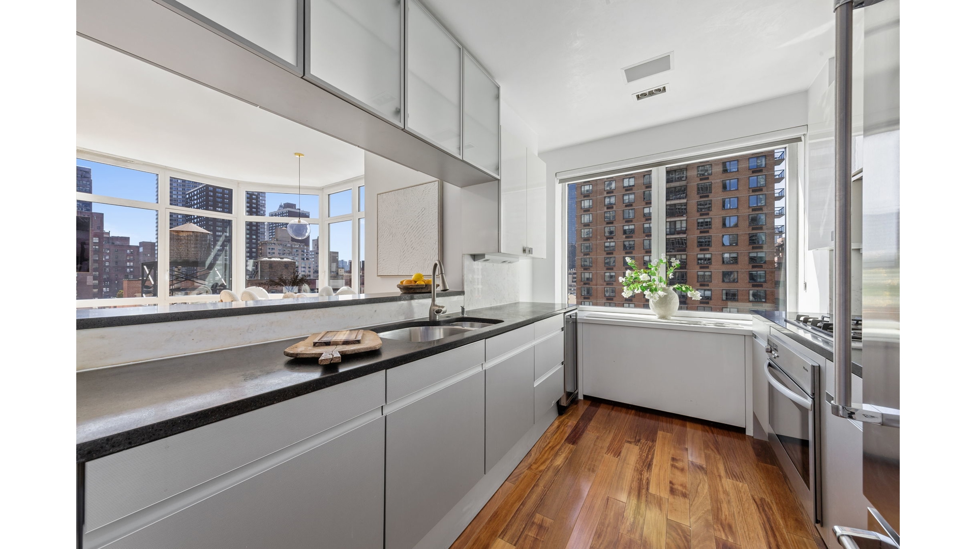 300 E 55TH Street 10D