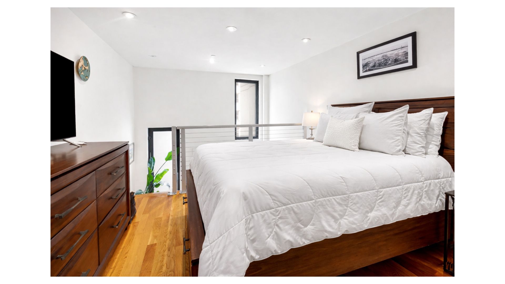 215 E 81ST Street 5B