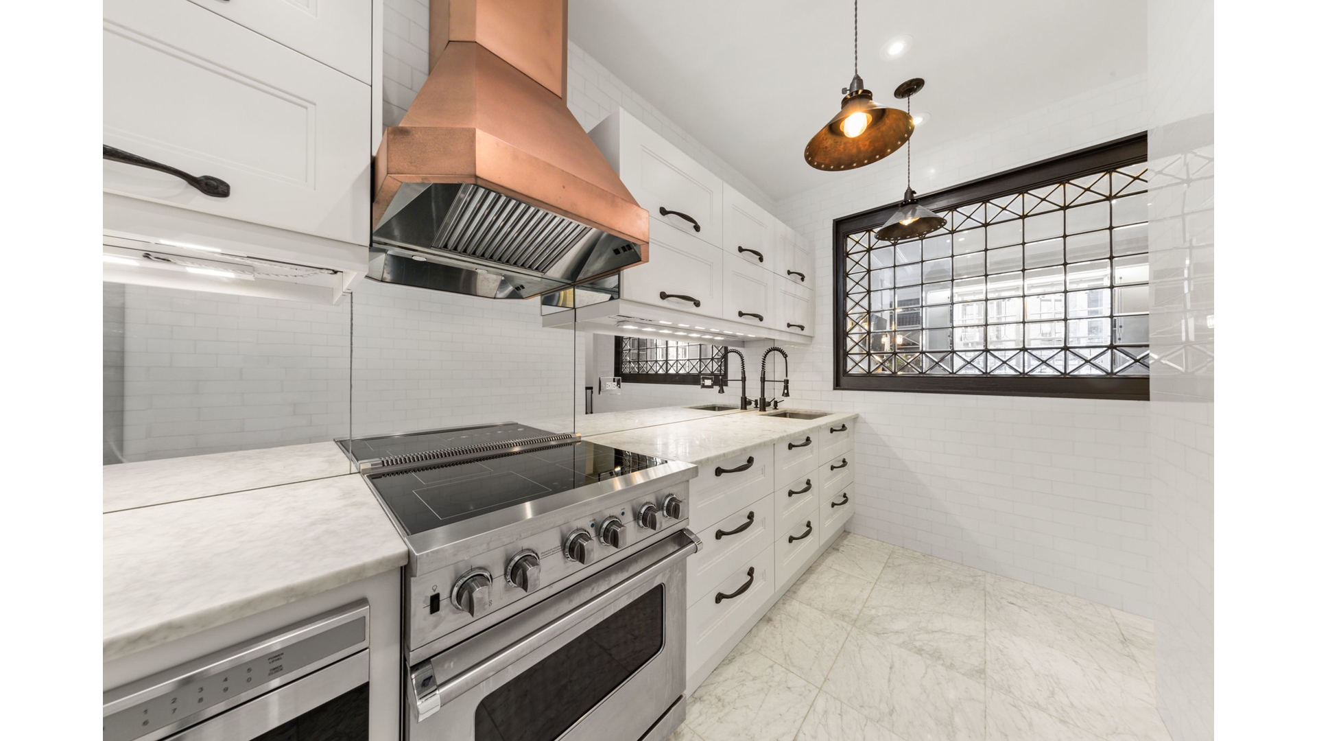18 W 74TH Street 1
