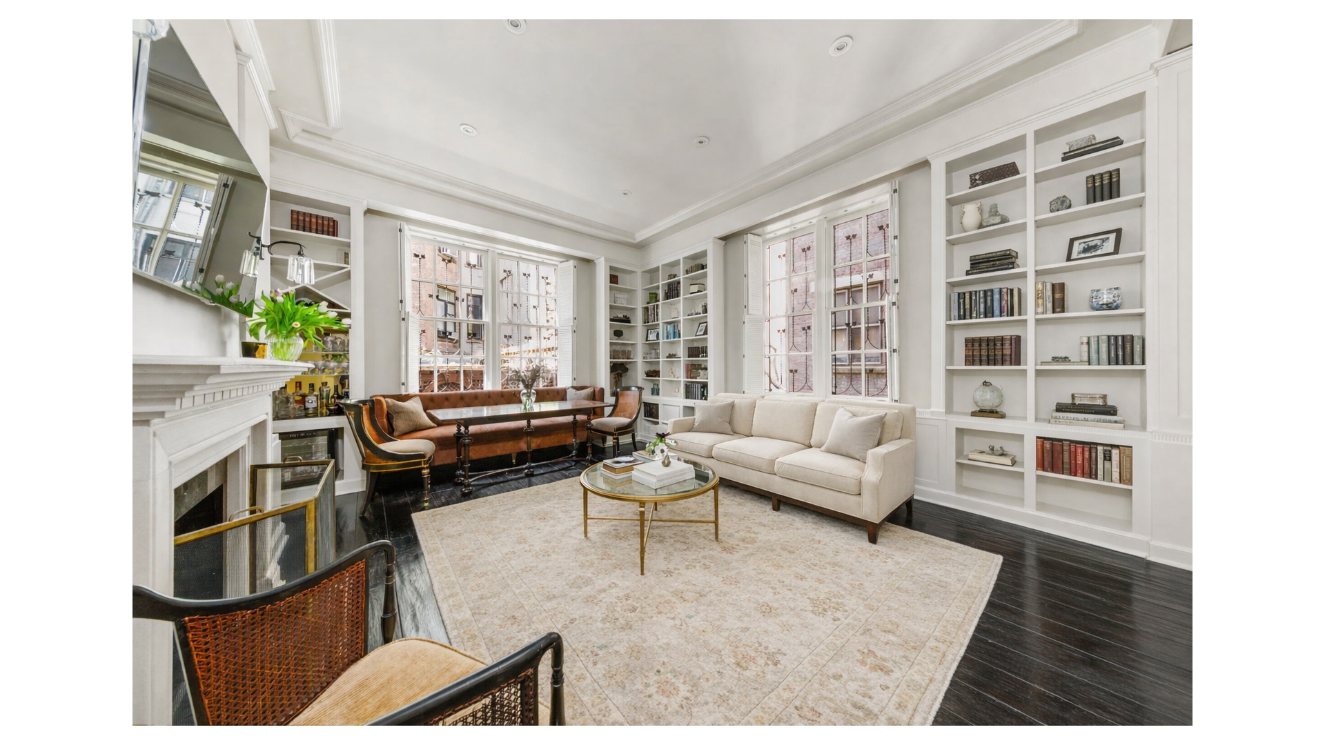 18 W 74TH Street 1