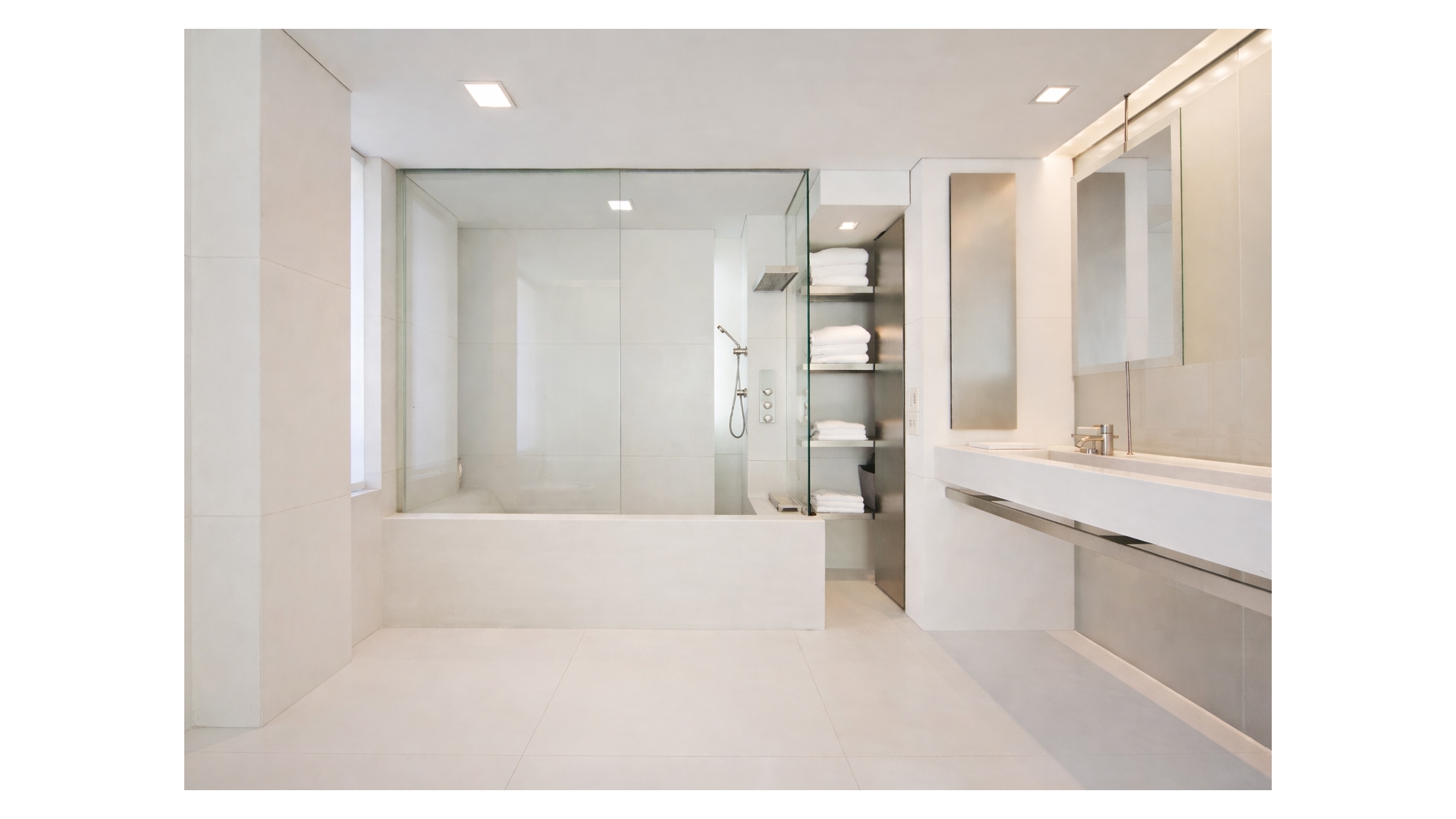 785 PARK Avenue 17BC