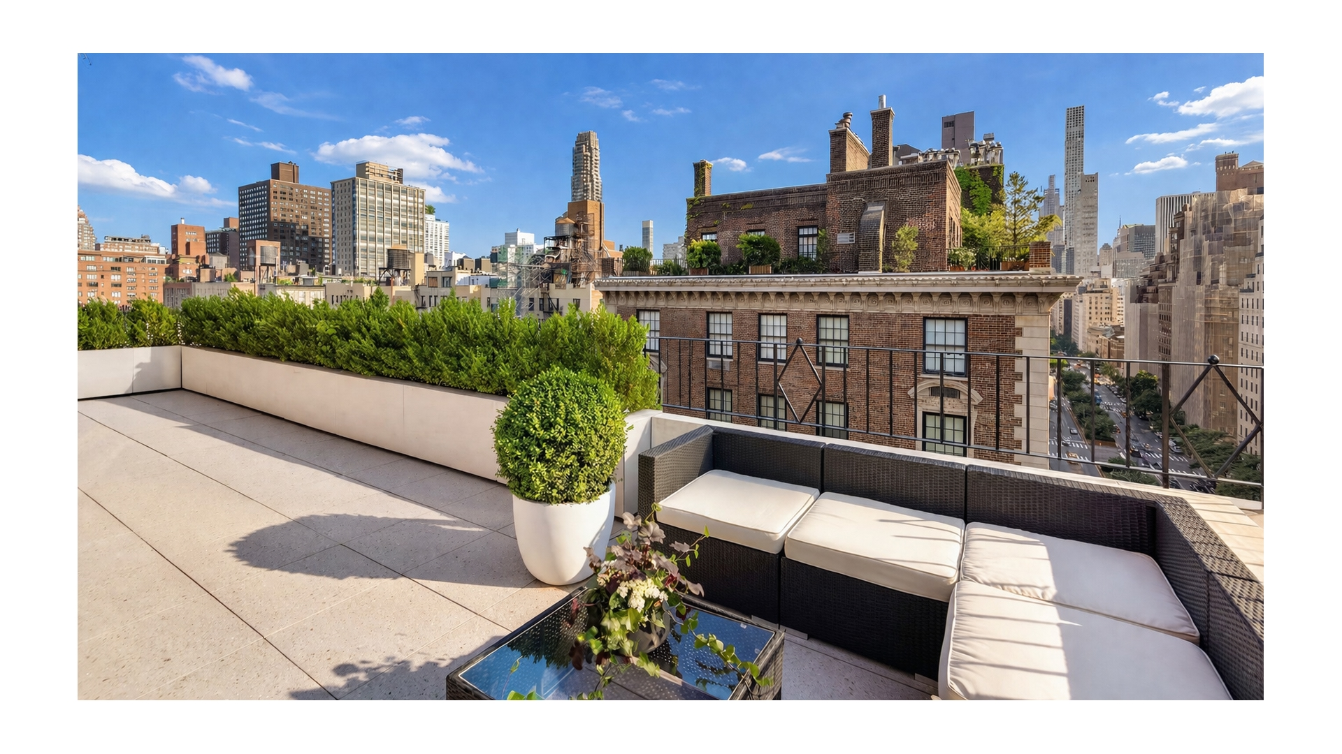 785 PARK Avenue 17BC