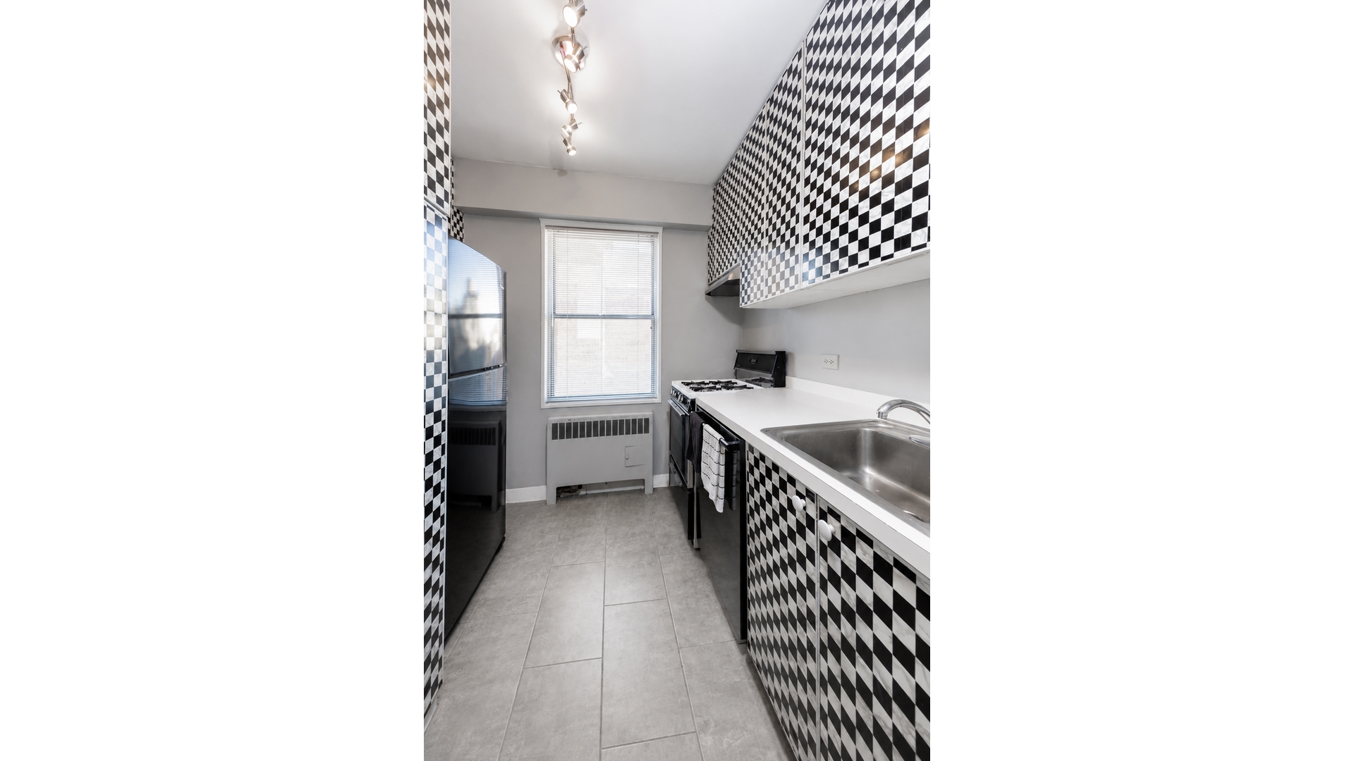 230 E 79TH Street 20A
