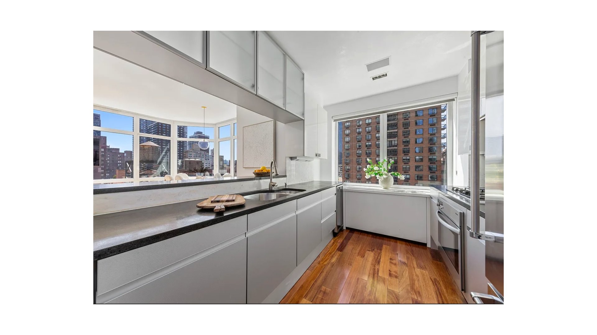 300 E 55TH Street 11D