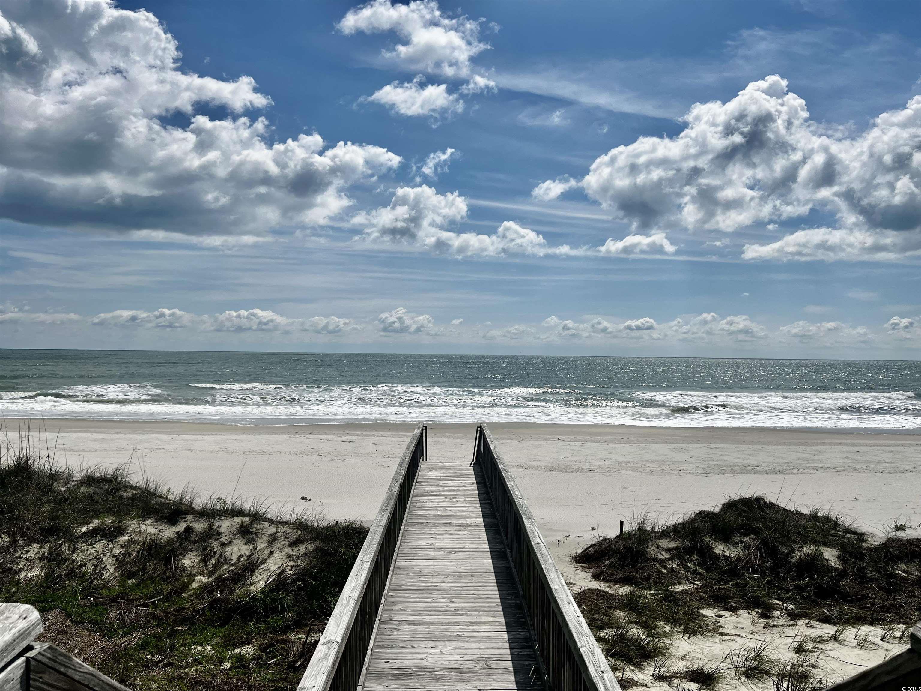 371 Lakeshore Dr.