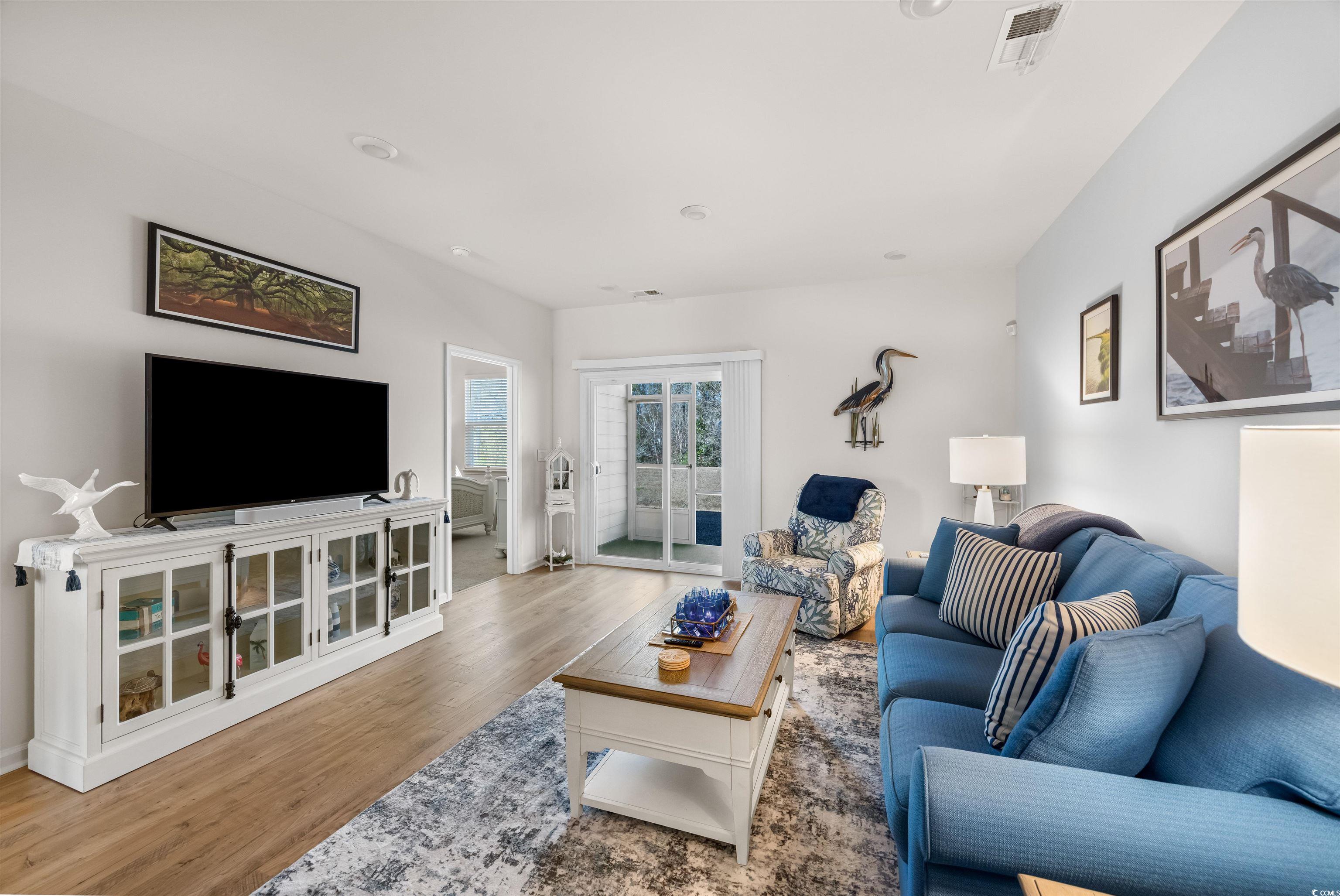 94 Vineyard Place Unit: 11