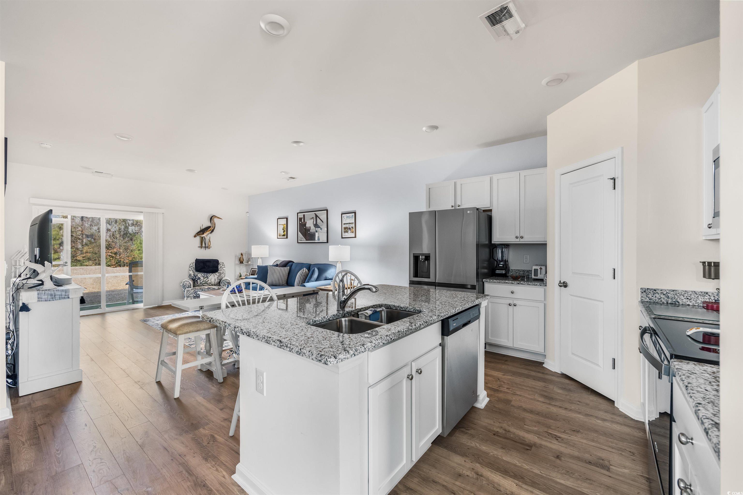 94 Vineyard Place Unit: 11