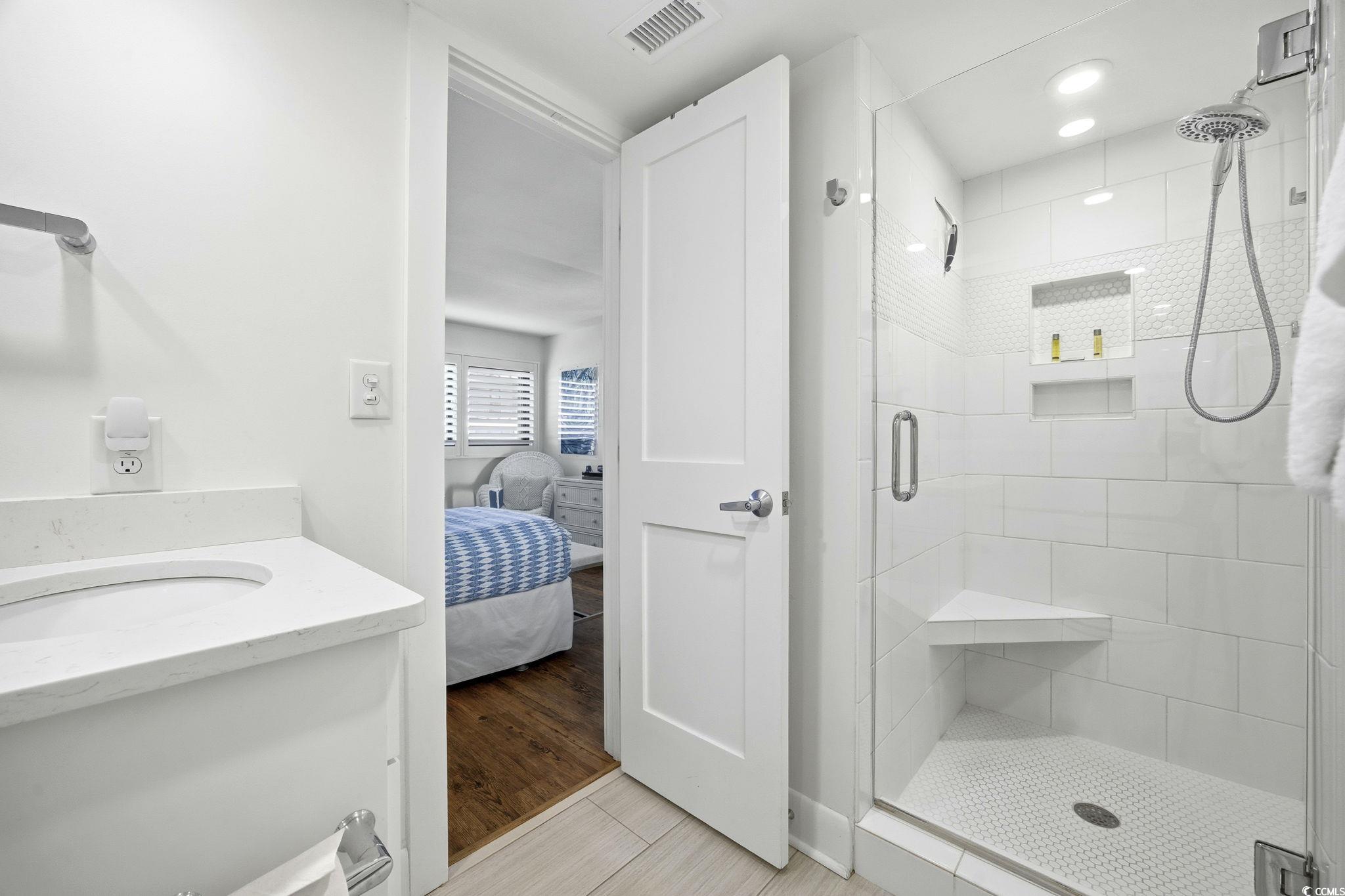 645 Retreat Beach Circle Unit: A-2-E