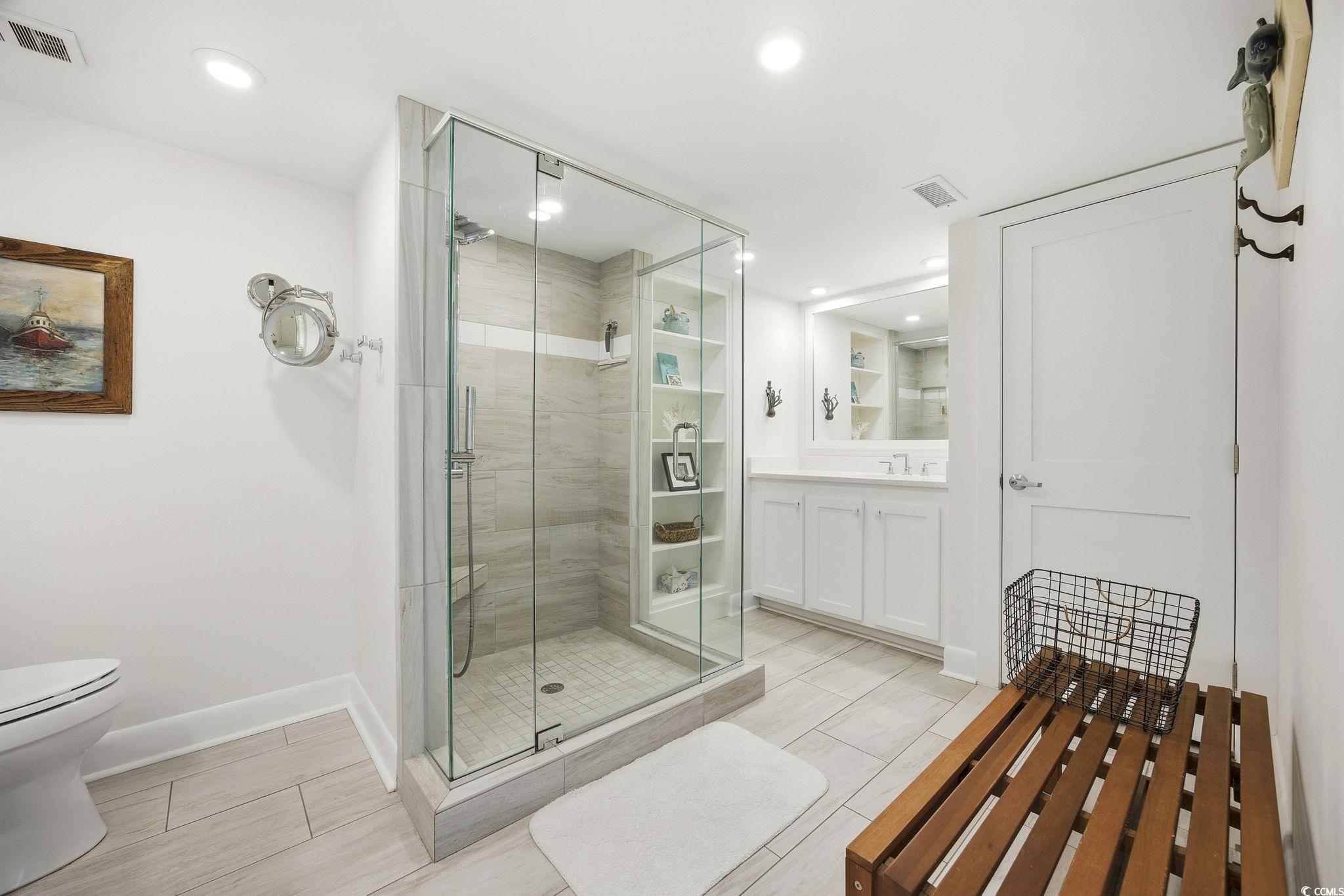 645 Retreat Beach Circle Unit: A-2-E