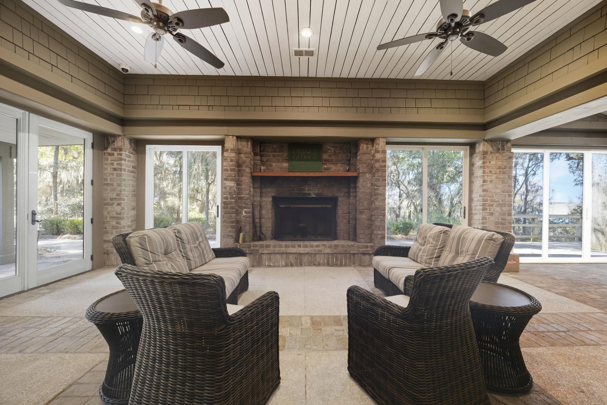 3160 Vanderbilt Blvd.