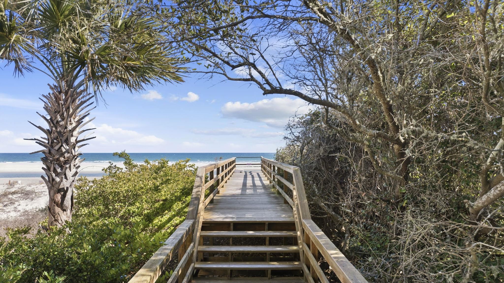 3160 Vanderbilt Blvd.