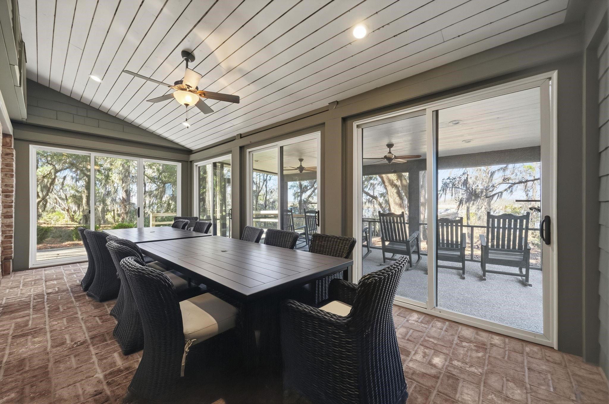 3160 Vanderbilt Blvd.