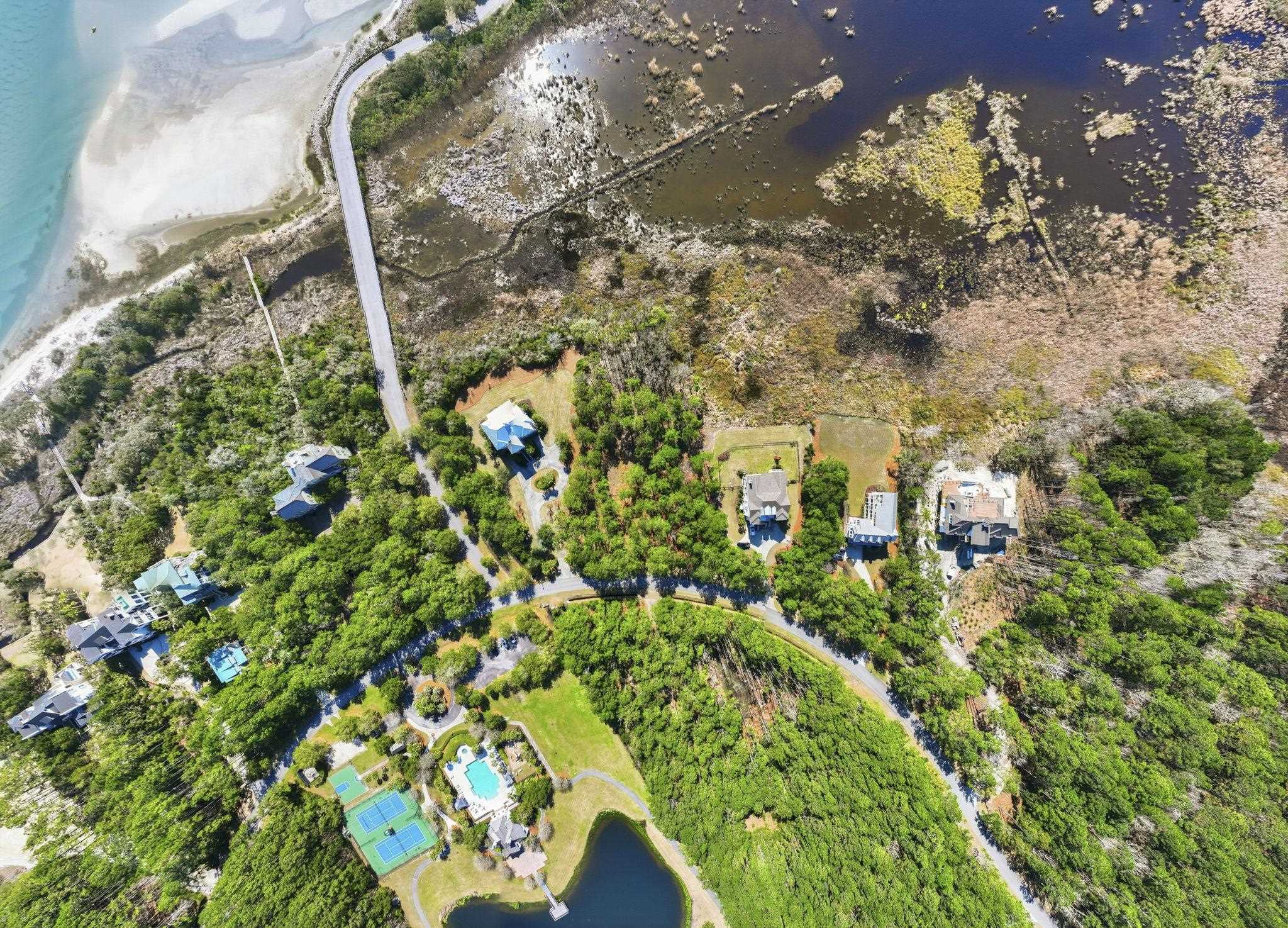 2862 Vanderbilt Blvd.