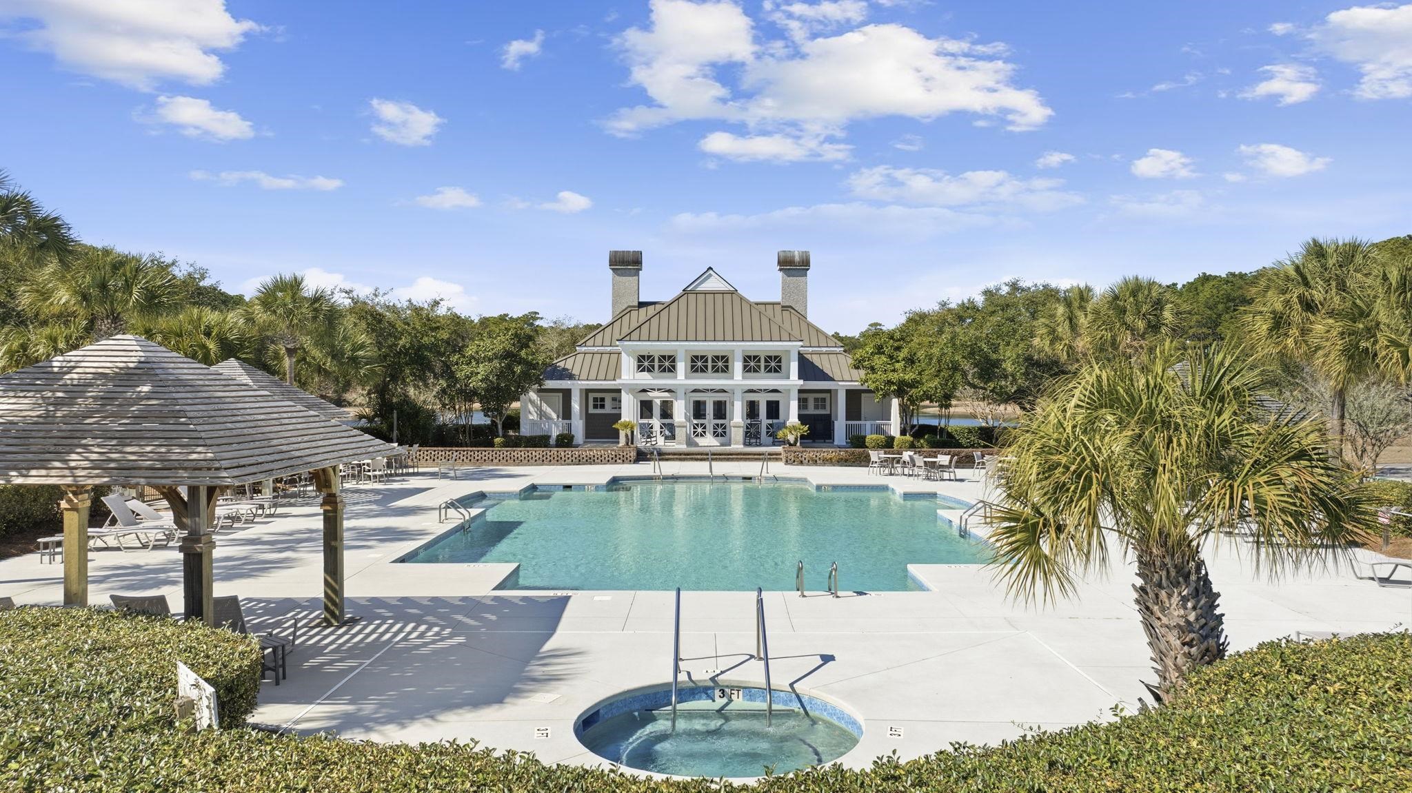 2862 Vanderbilt Blvd.