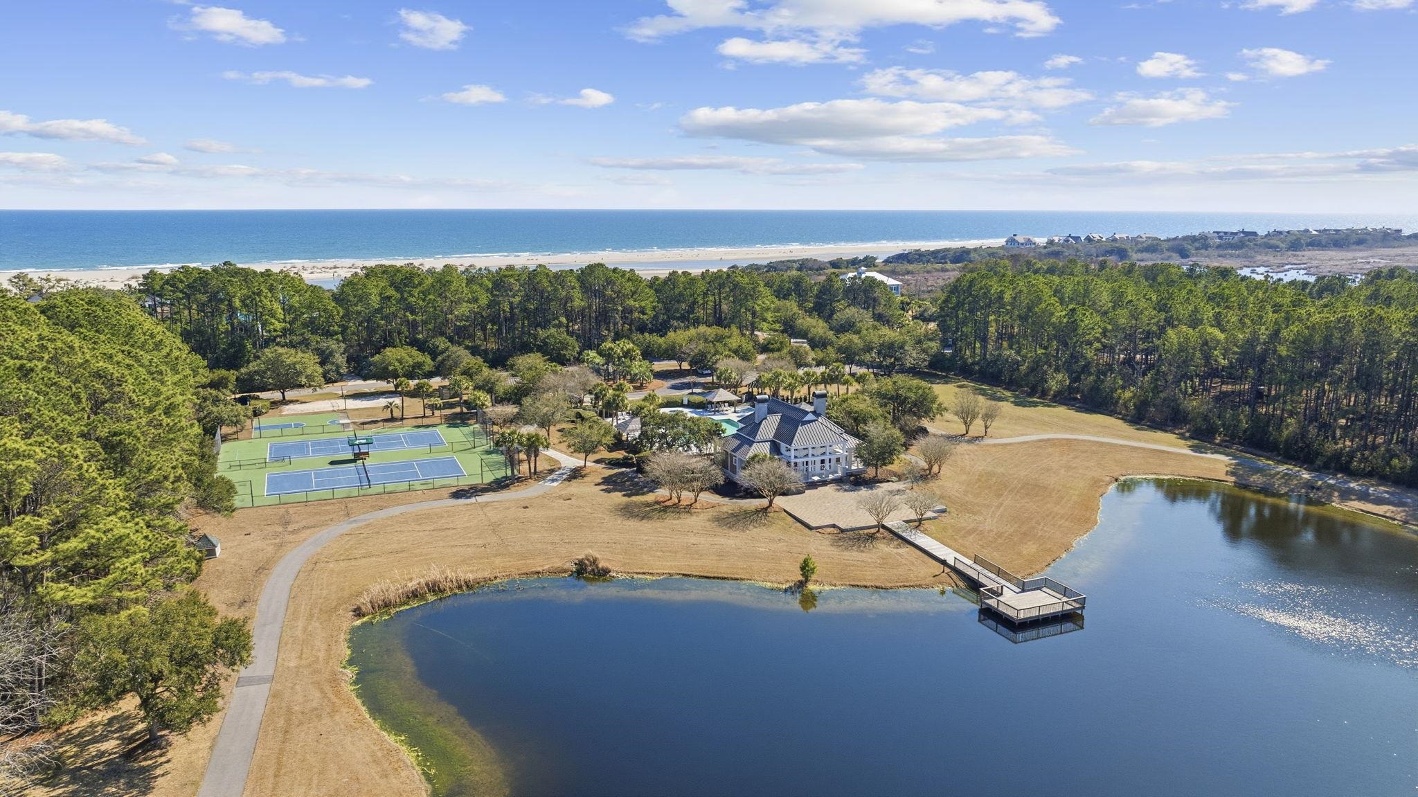 2862 Vanderbilt Blvd.