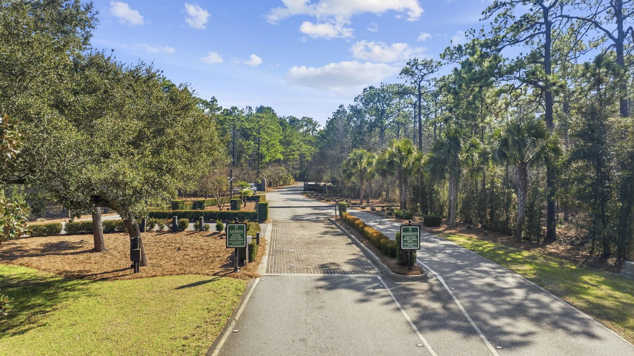 2862 Vanderbilt Blvd.