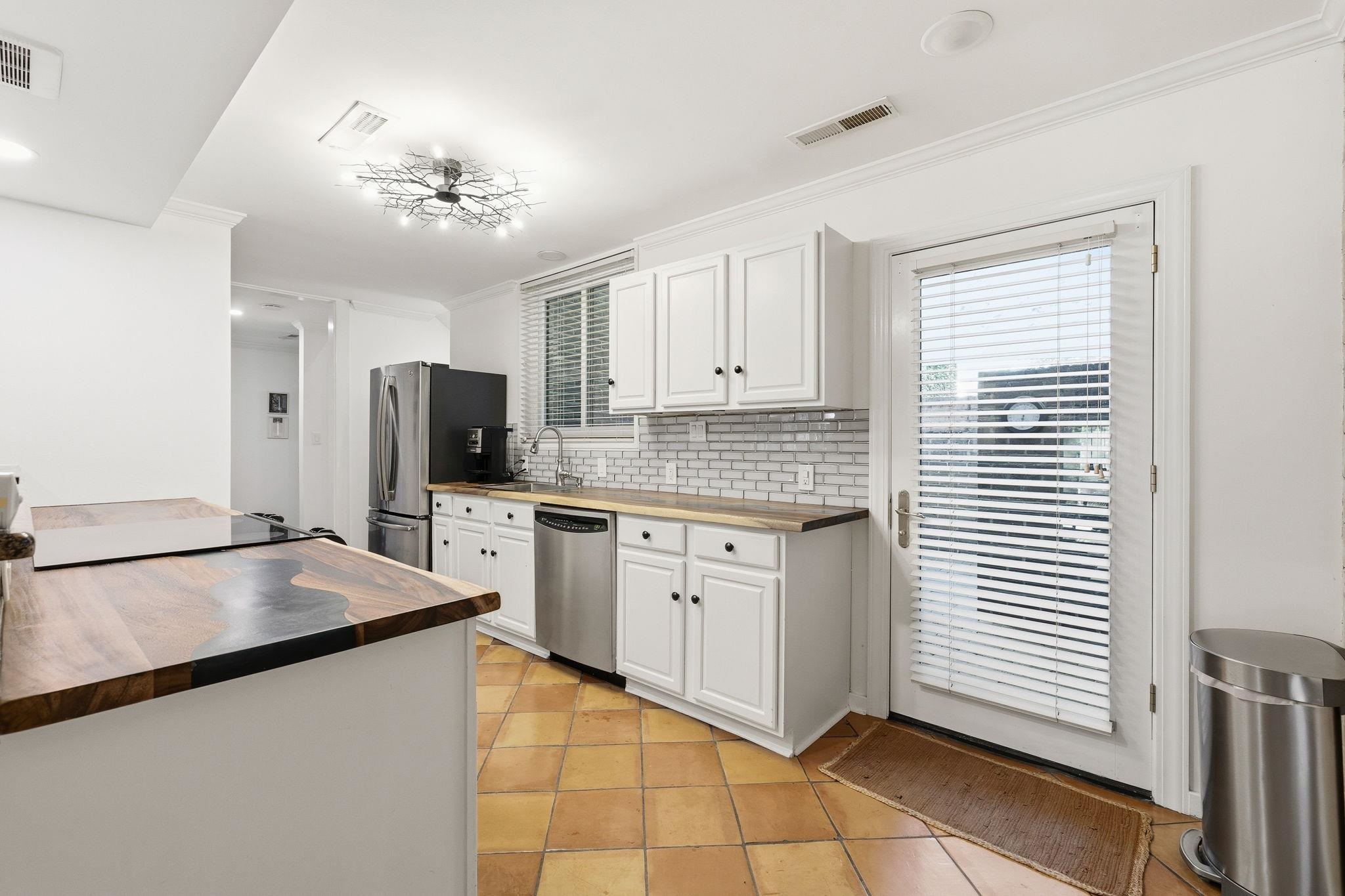 11 Chapel Creek Rd. Unit: 11