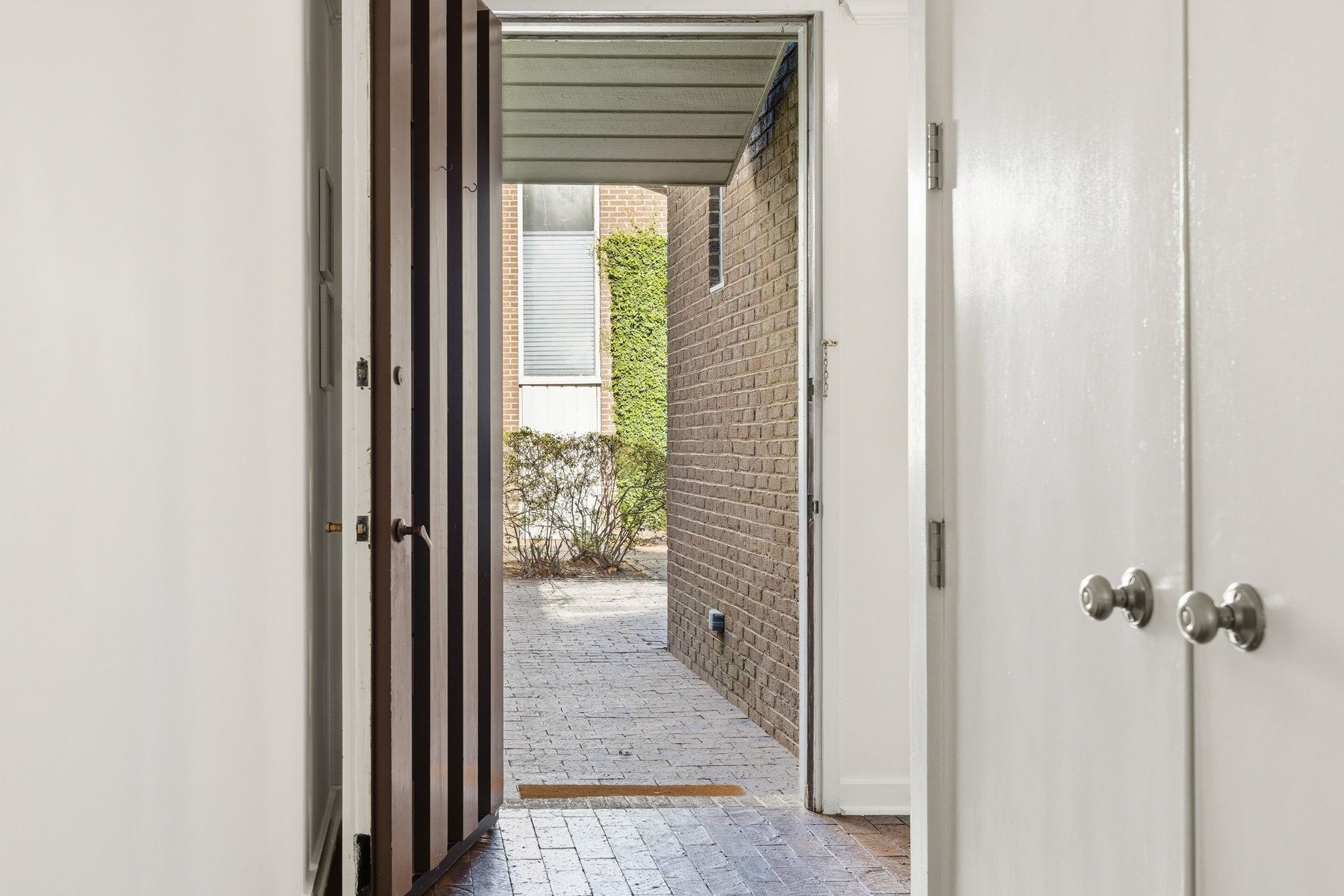 11 Chapel Creek Rd. Unit: 11
