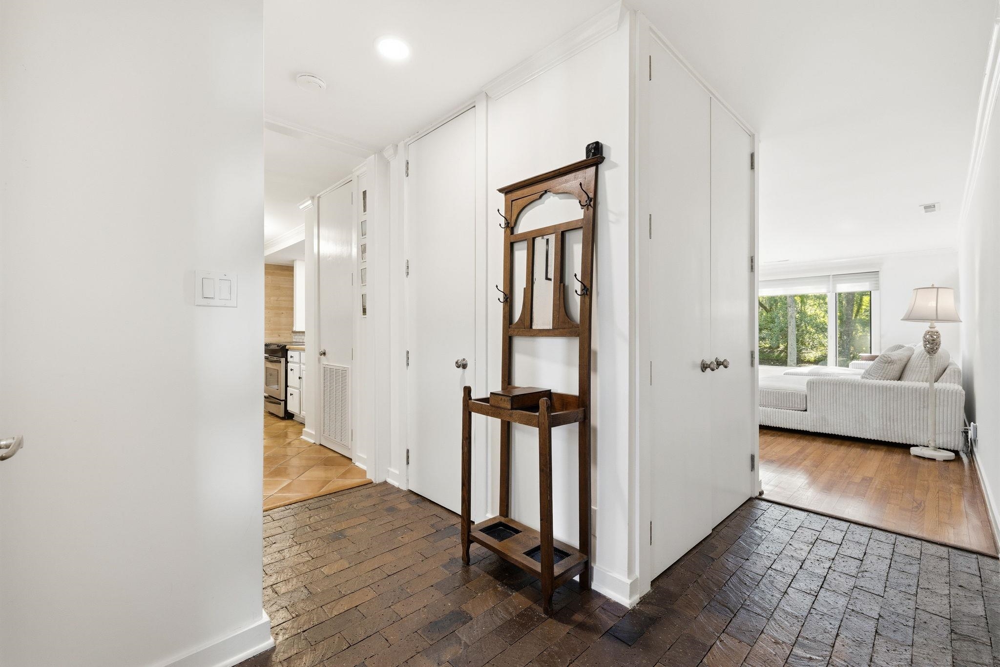 11 Chapel Creek Rd. Unit: 11