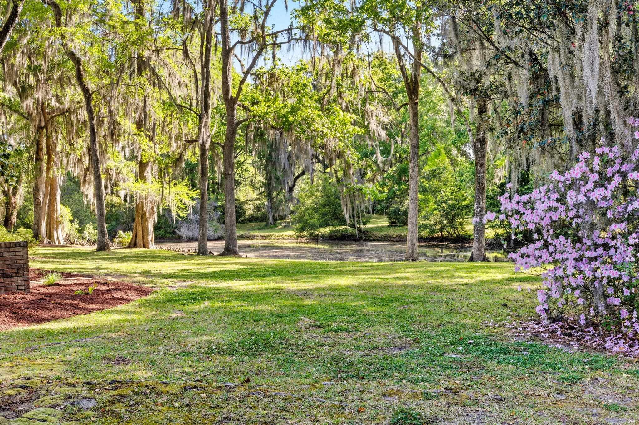 11 Chapel Creek Rd. Unit: 11