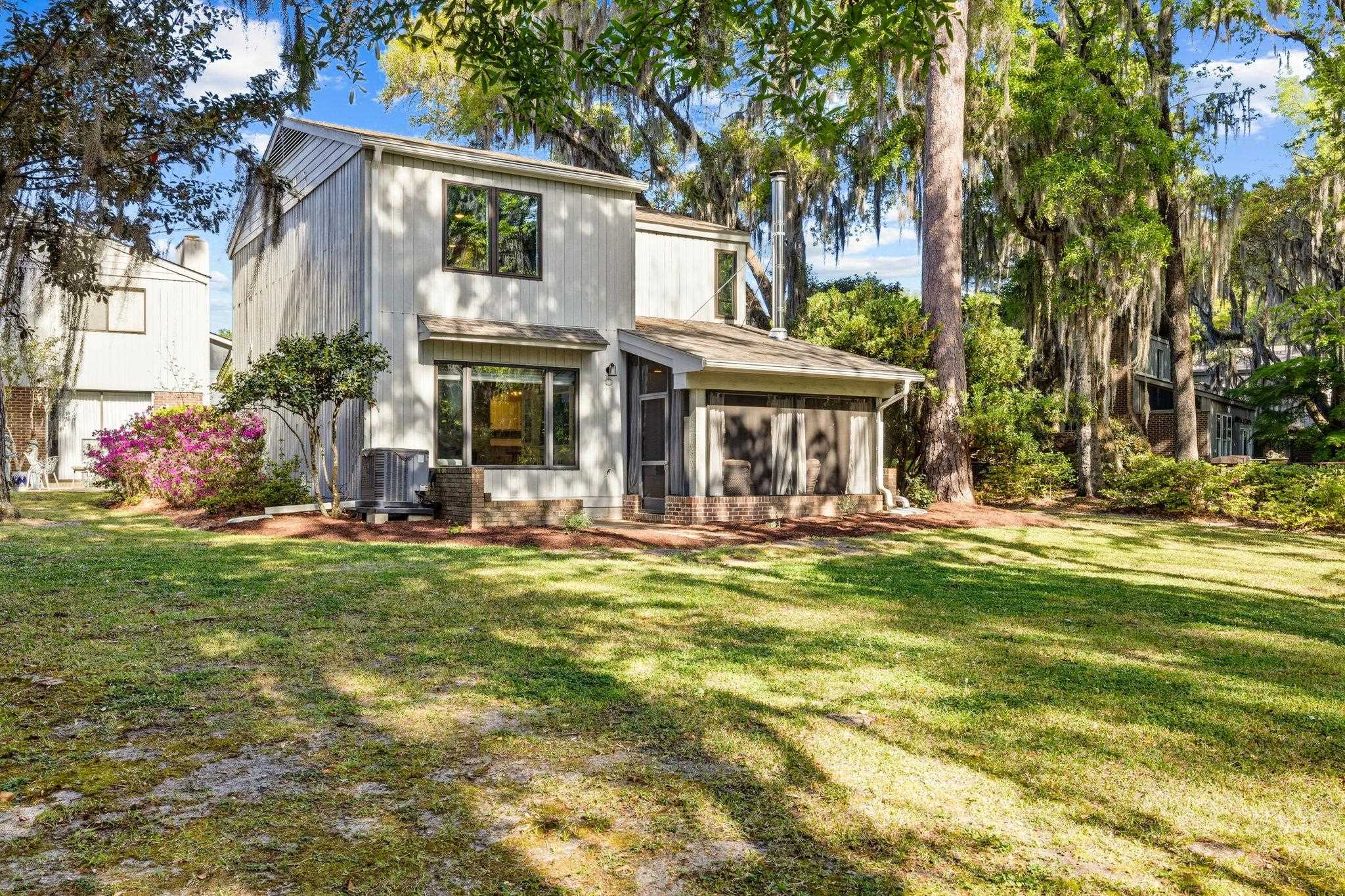 11 Chapel Creek Rd. Unit: 11