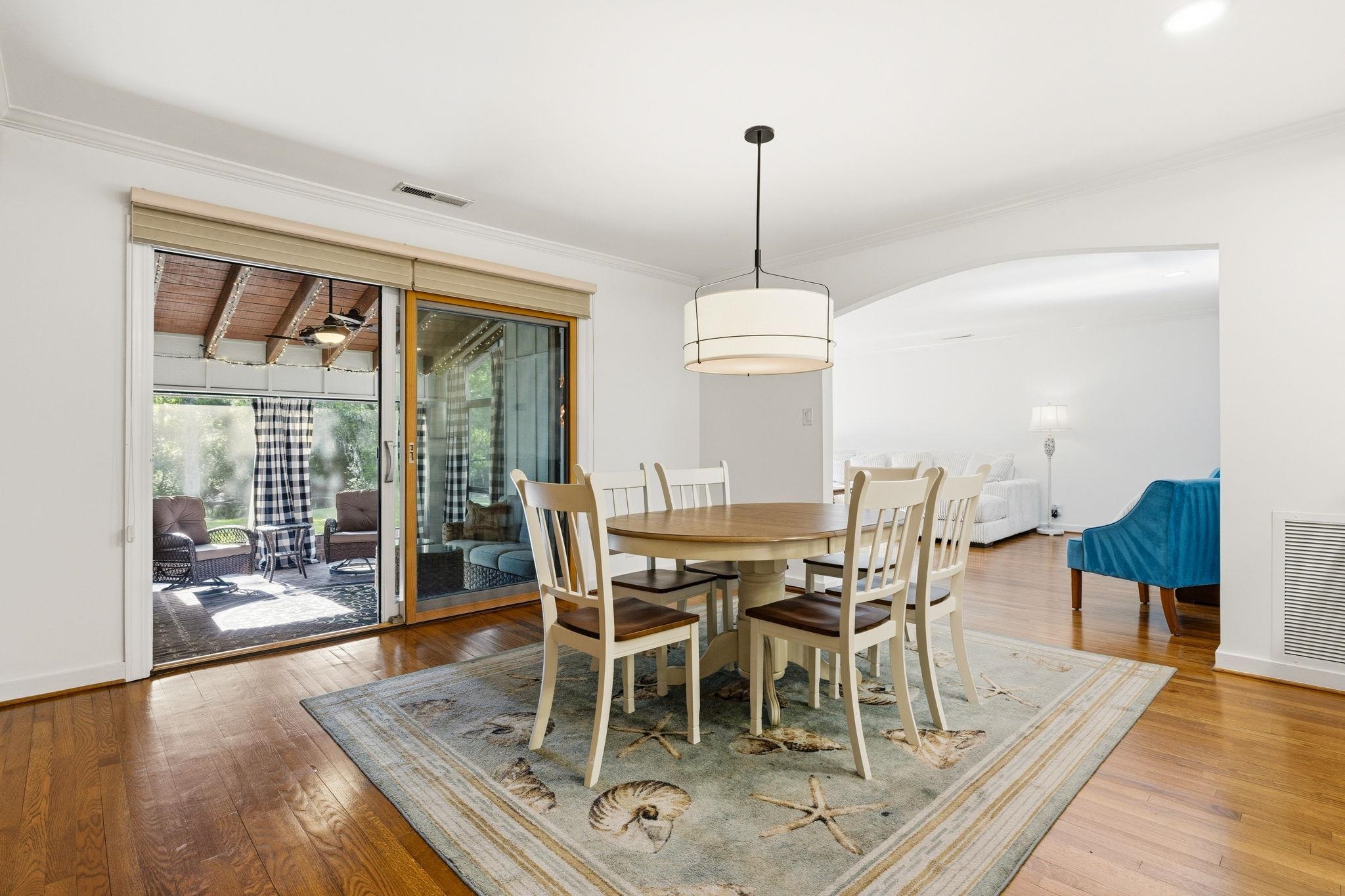 11 Chapel Creek Rd. Unit: 11