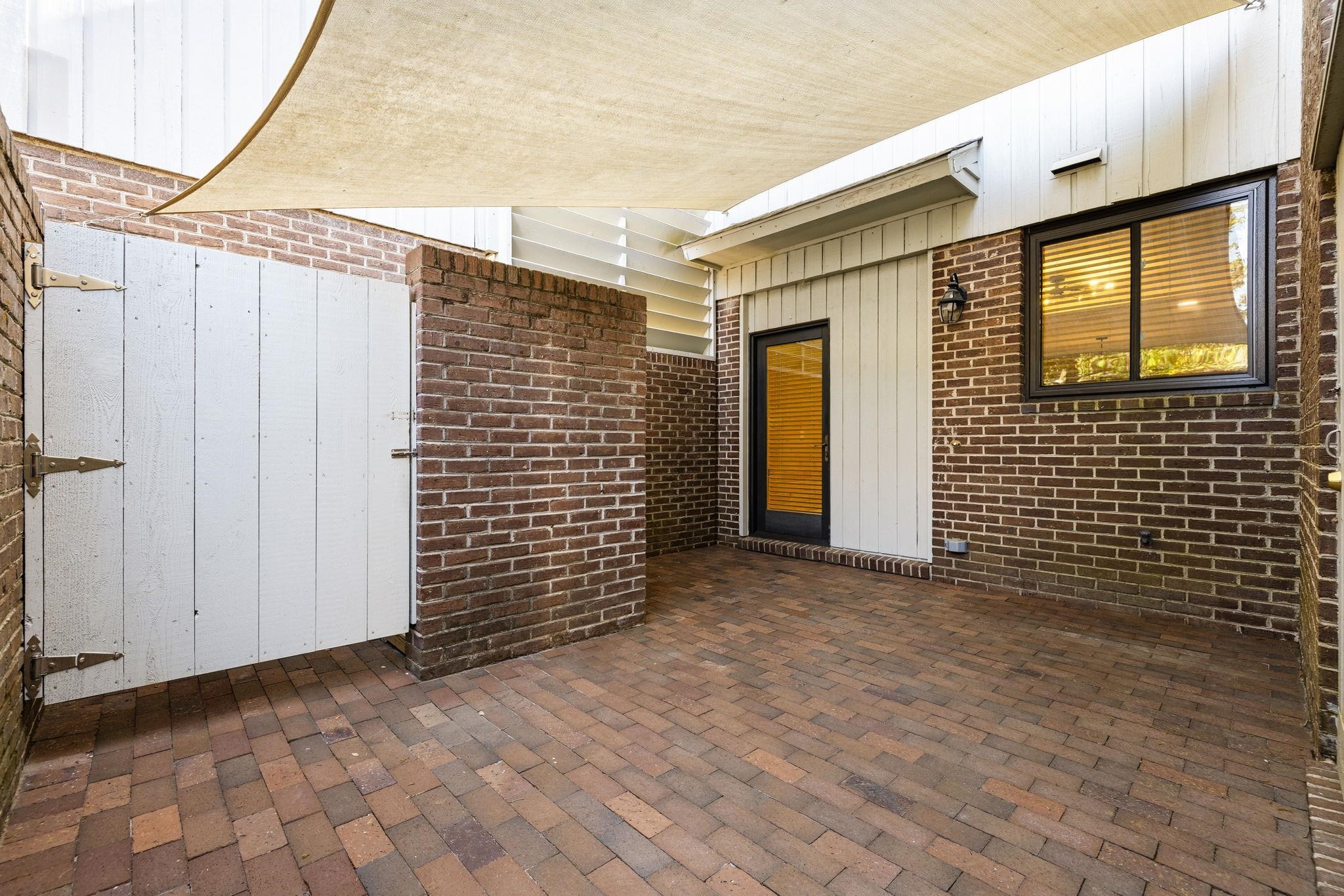 11 Chapel Creek Rd. Unit: 11