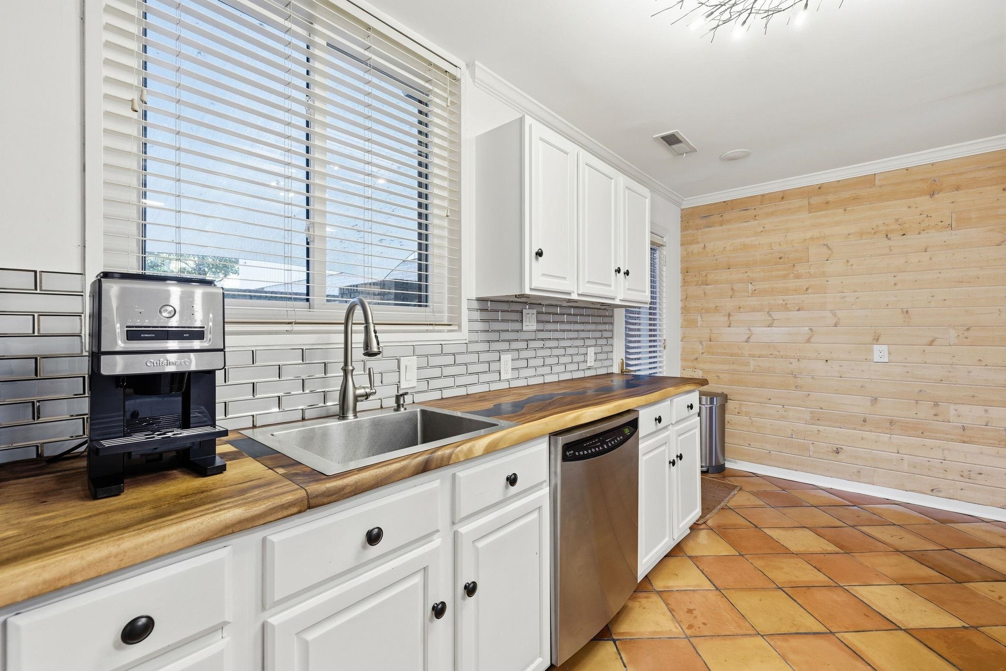11 Chapel Creek Rd. Unit: 11