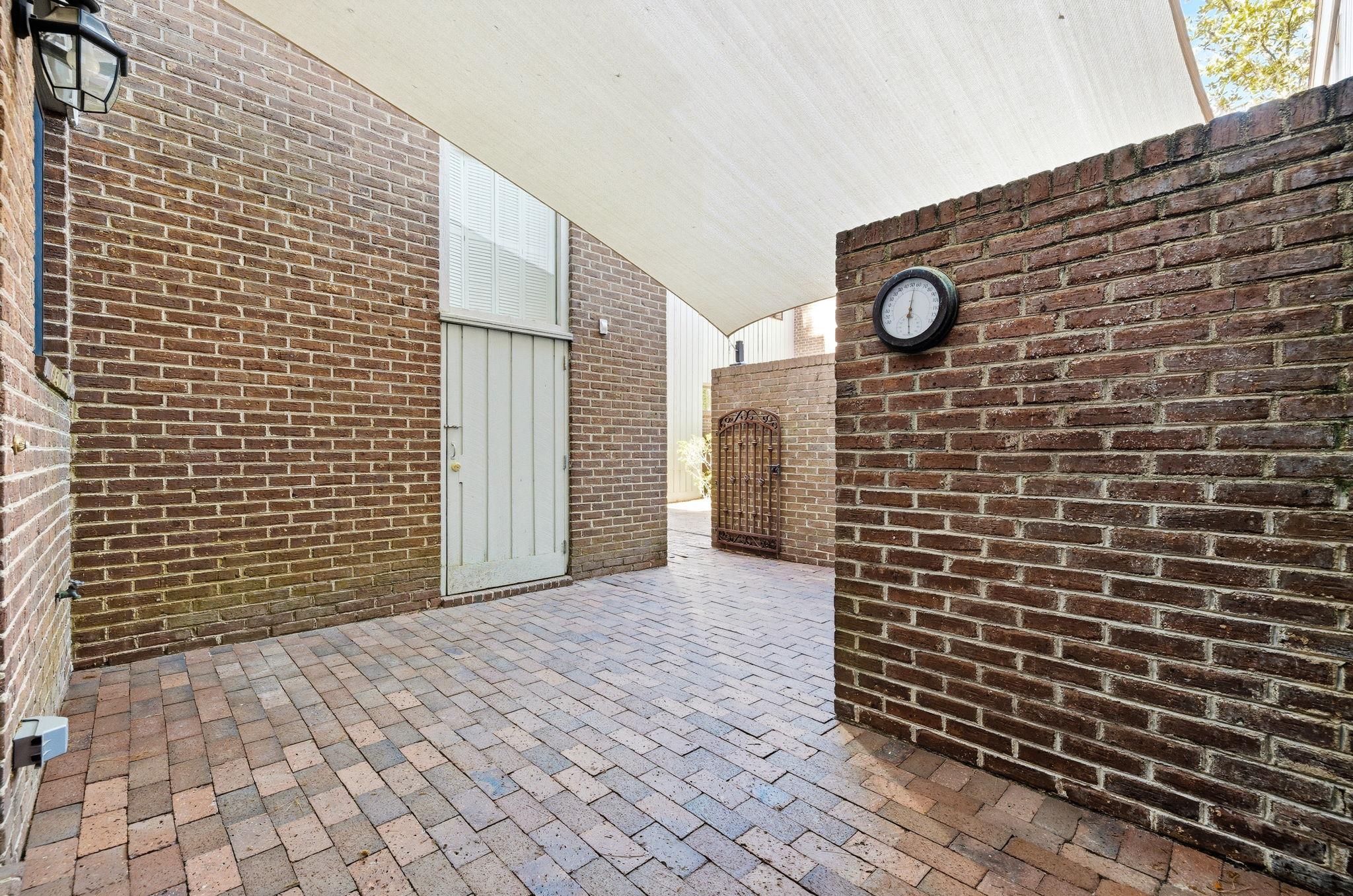 11 Chapel Creek Rd. Unit: 11