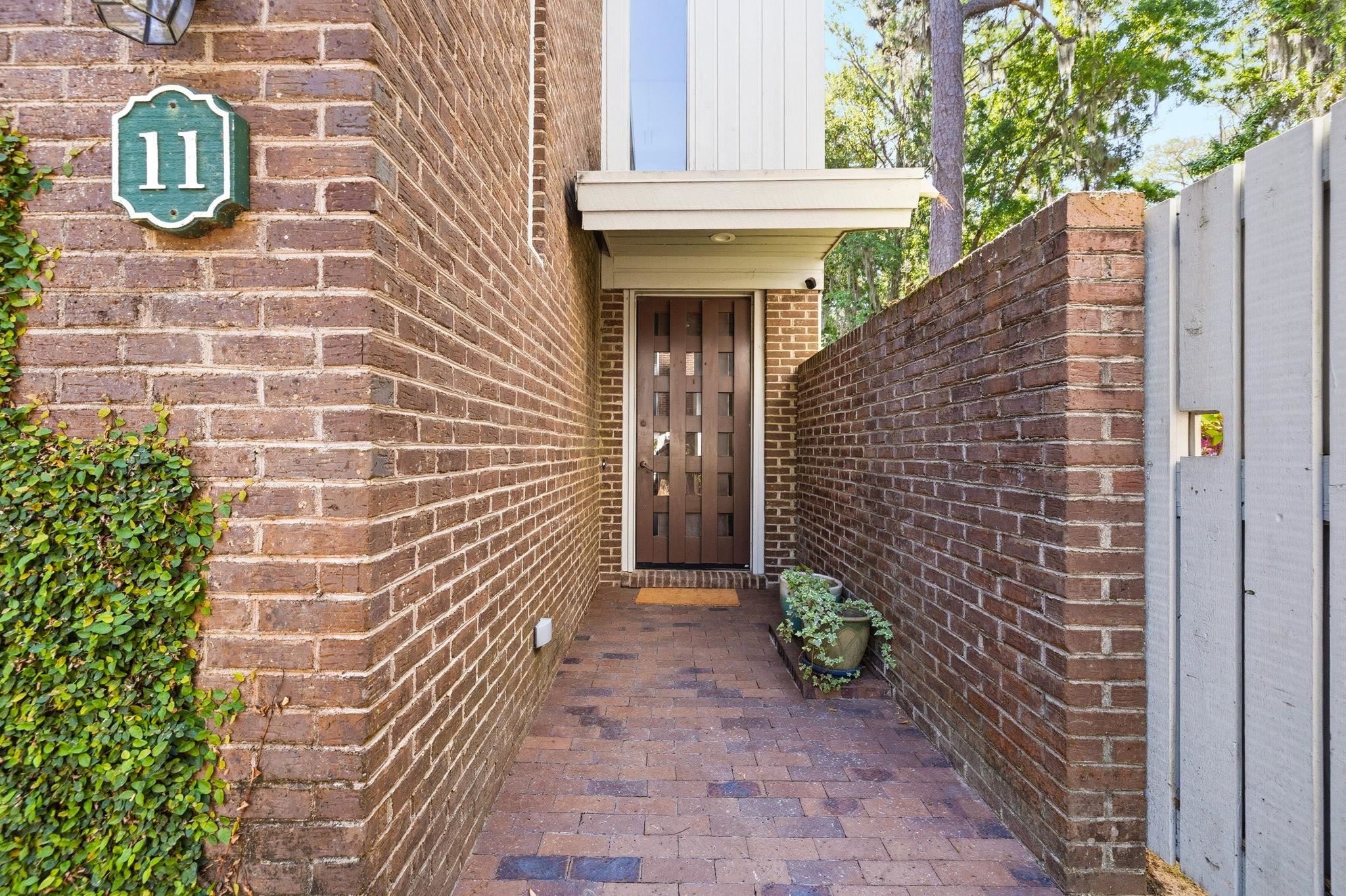 11 Chapel Creek Rd. Unit: 11