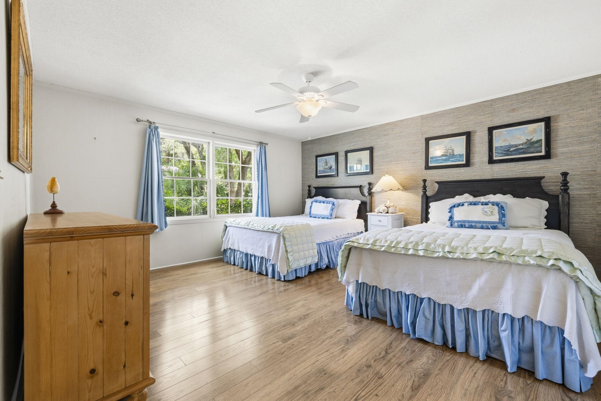 268 Lakeshore Dr.