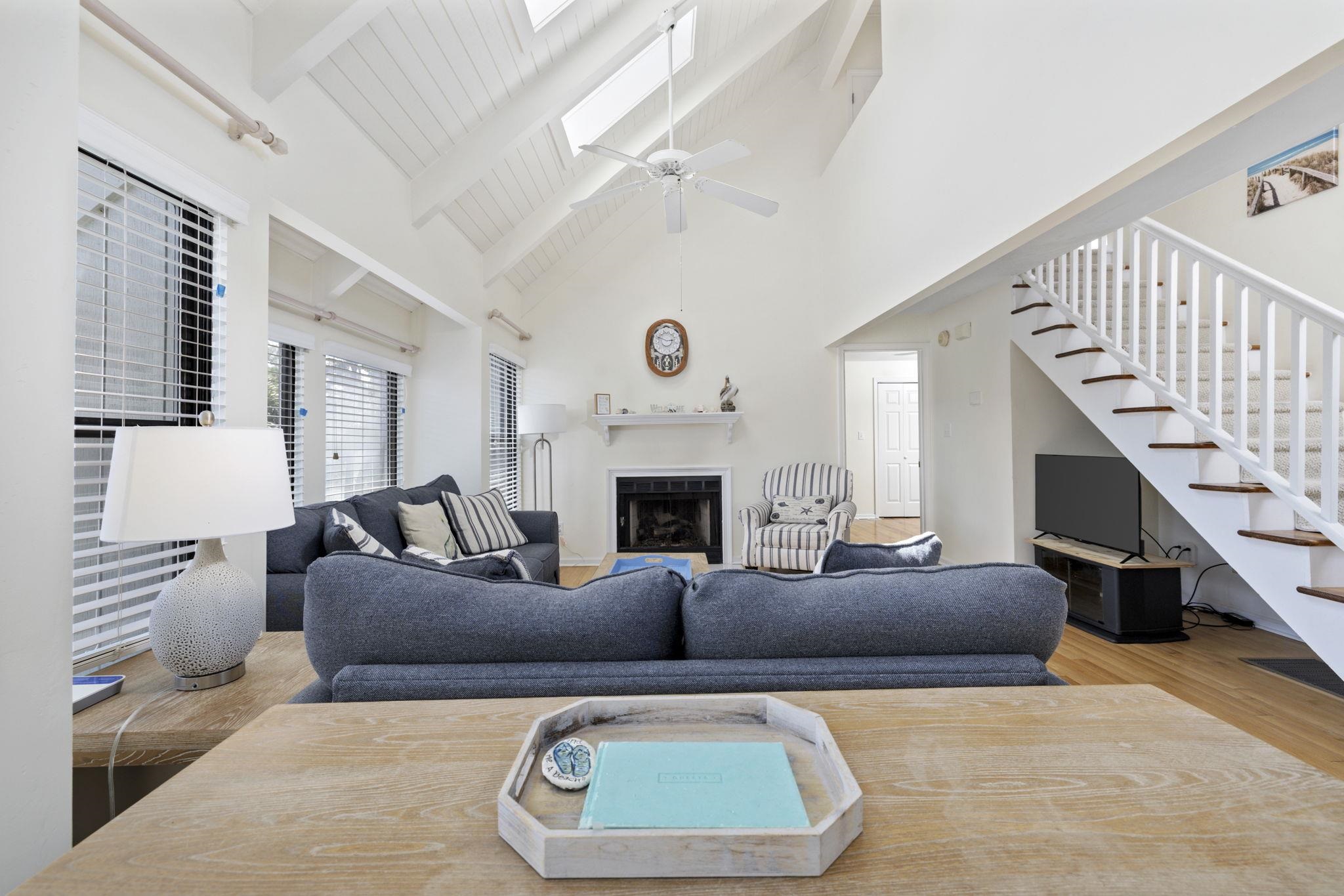 312 Retreat Beach Circle