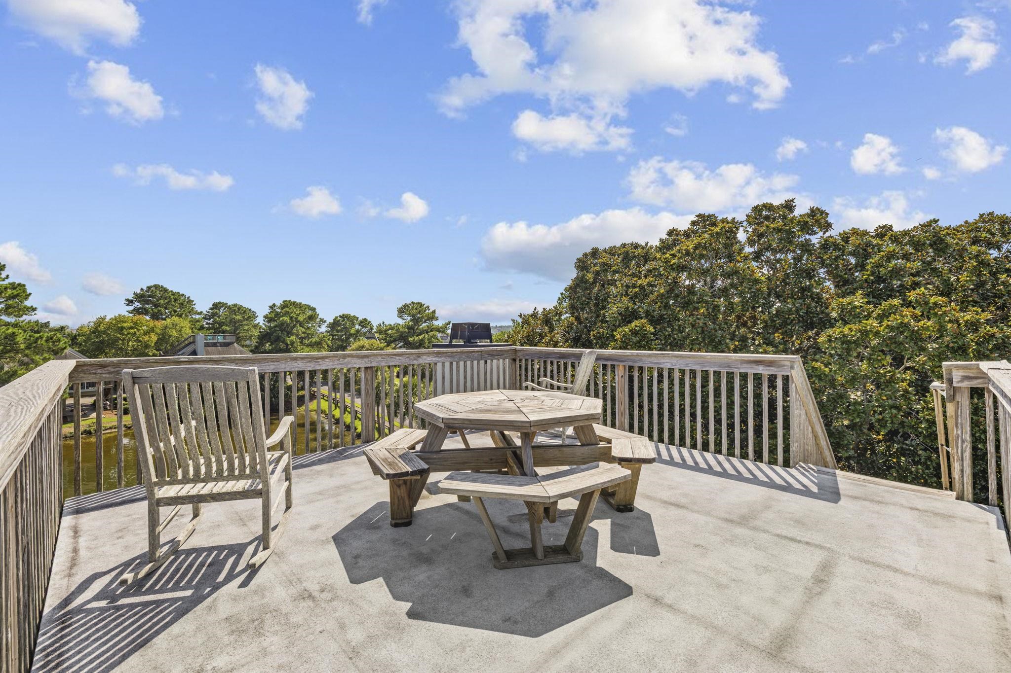 312 Retreat Beach Circle