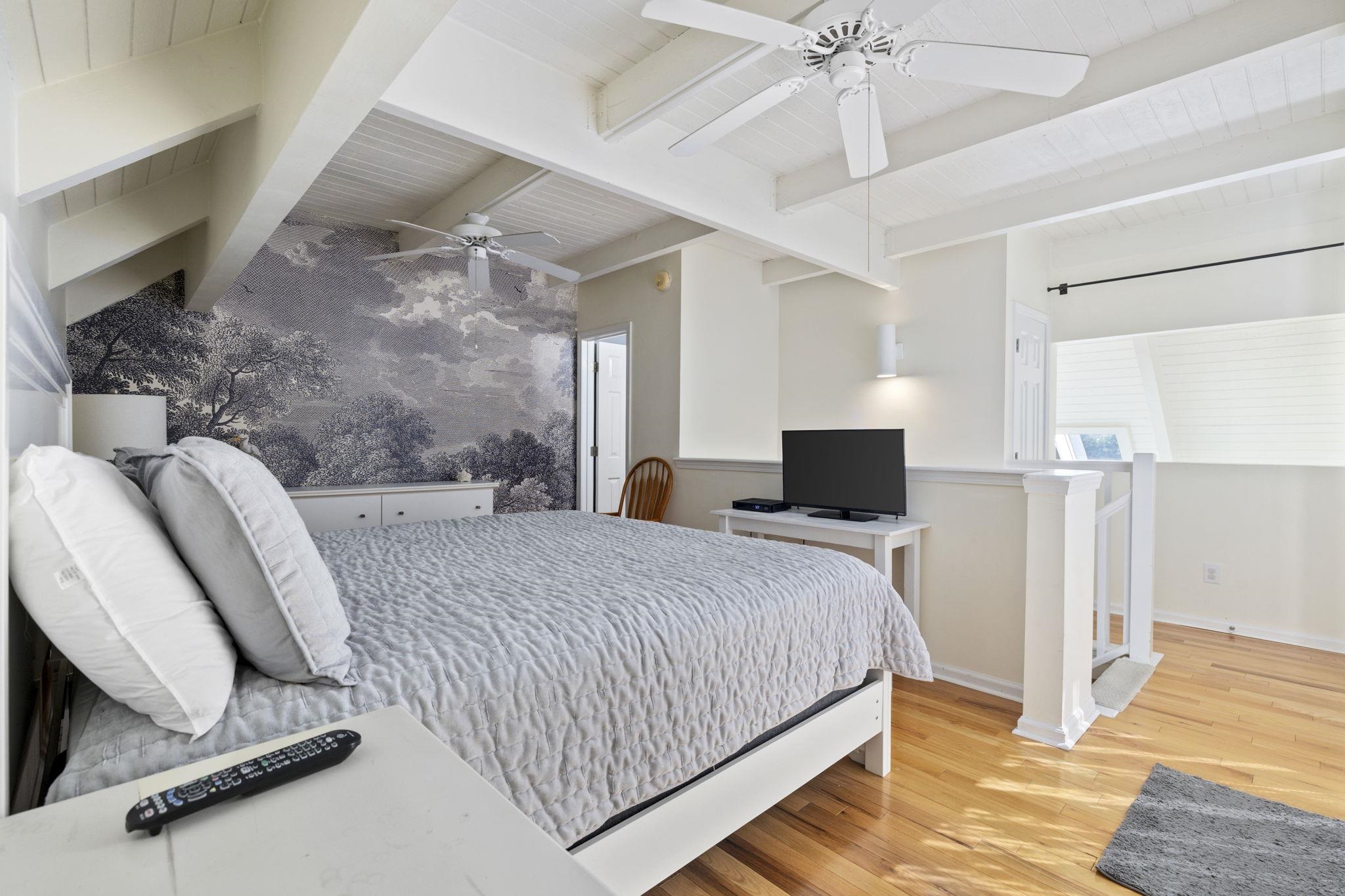 312 Retreat Beach Circle