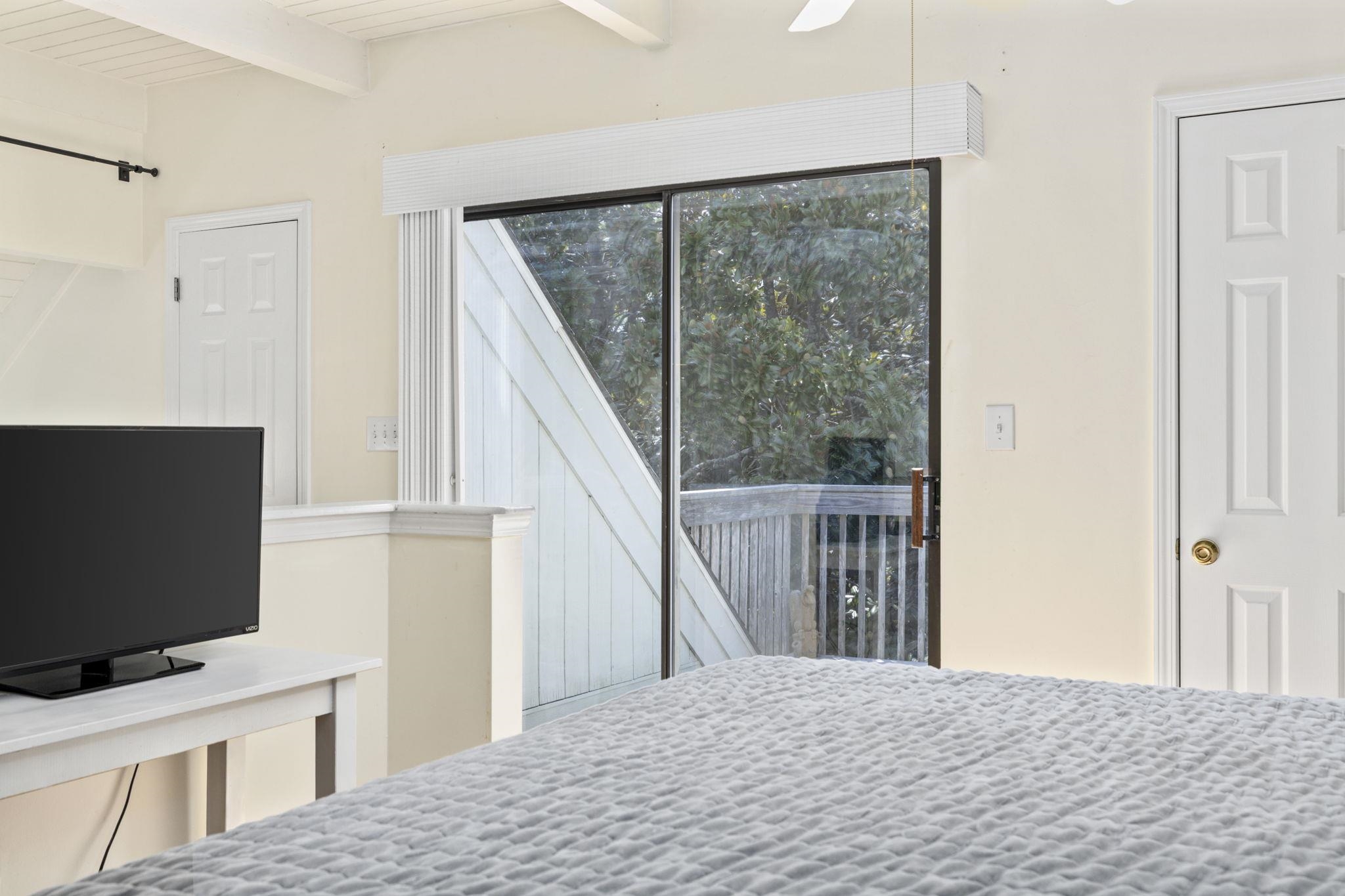 312 Retreat Beach Circle