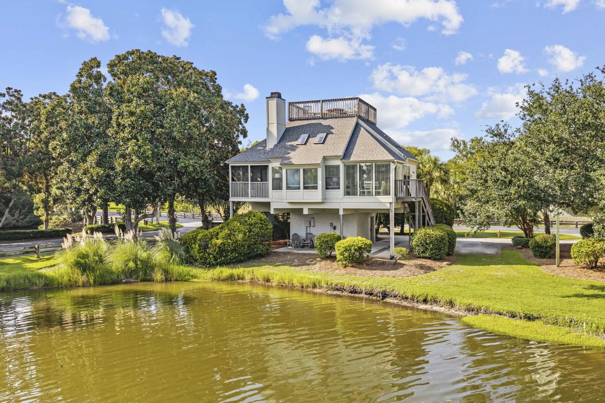 312 Retreat Beach Circle