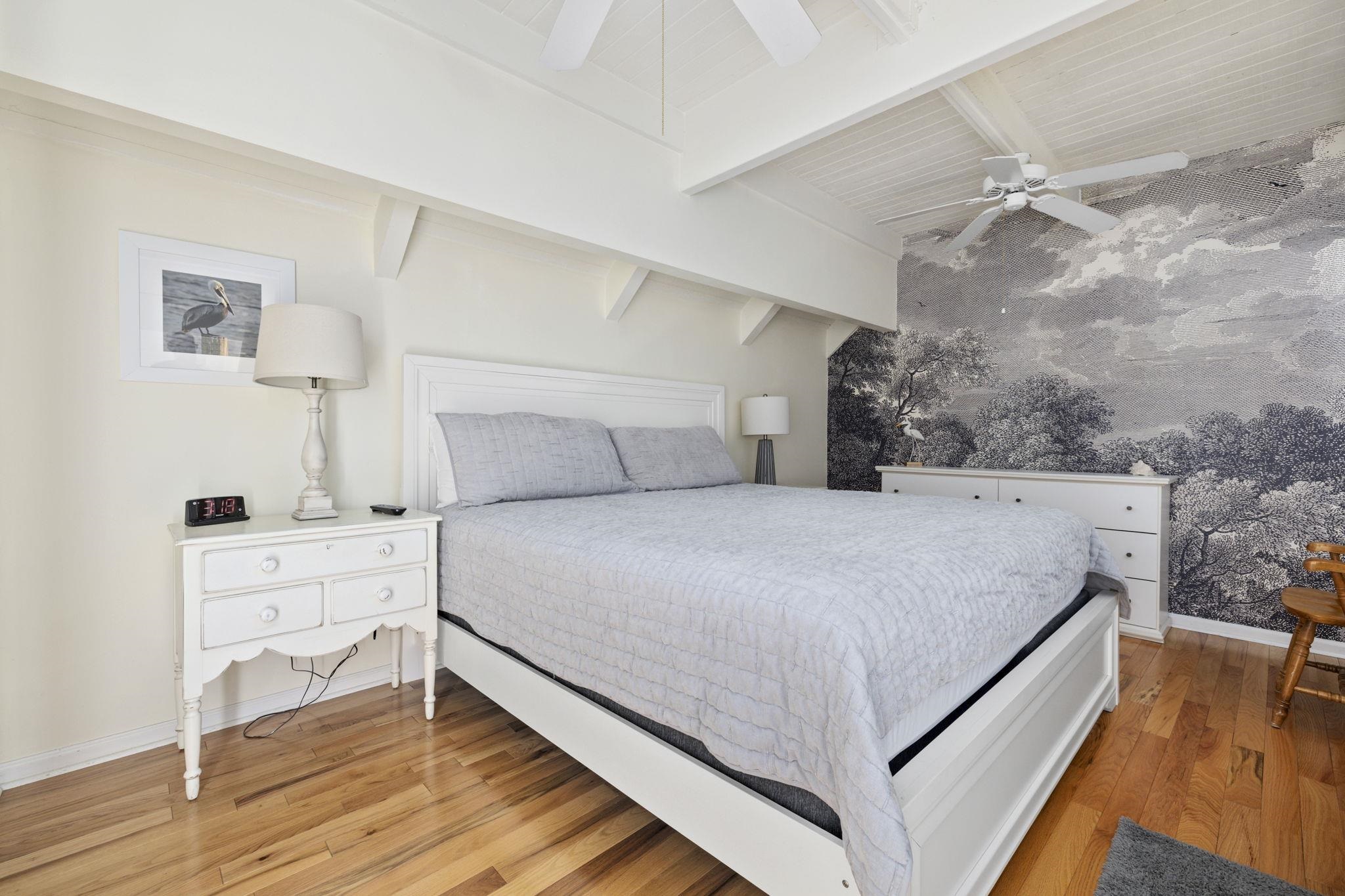 312 Retreat Beach Circle