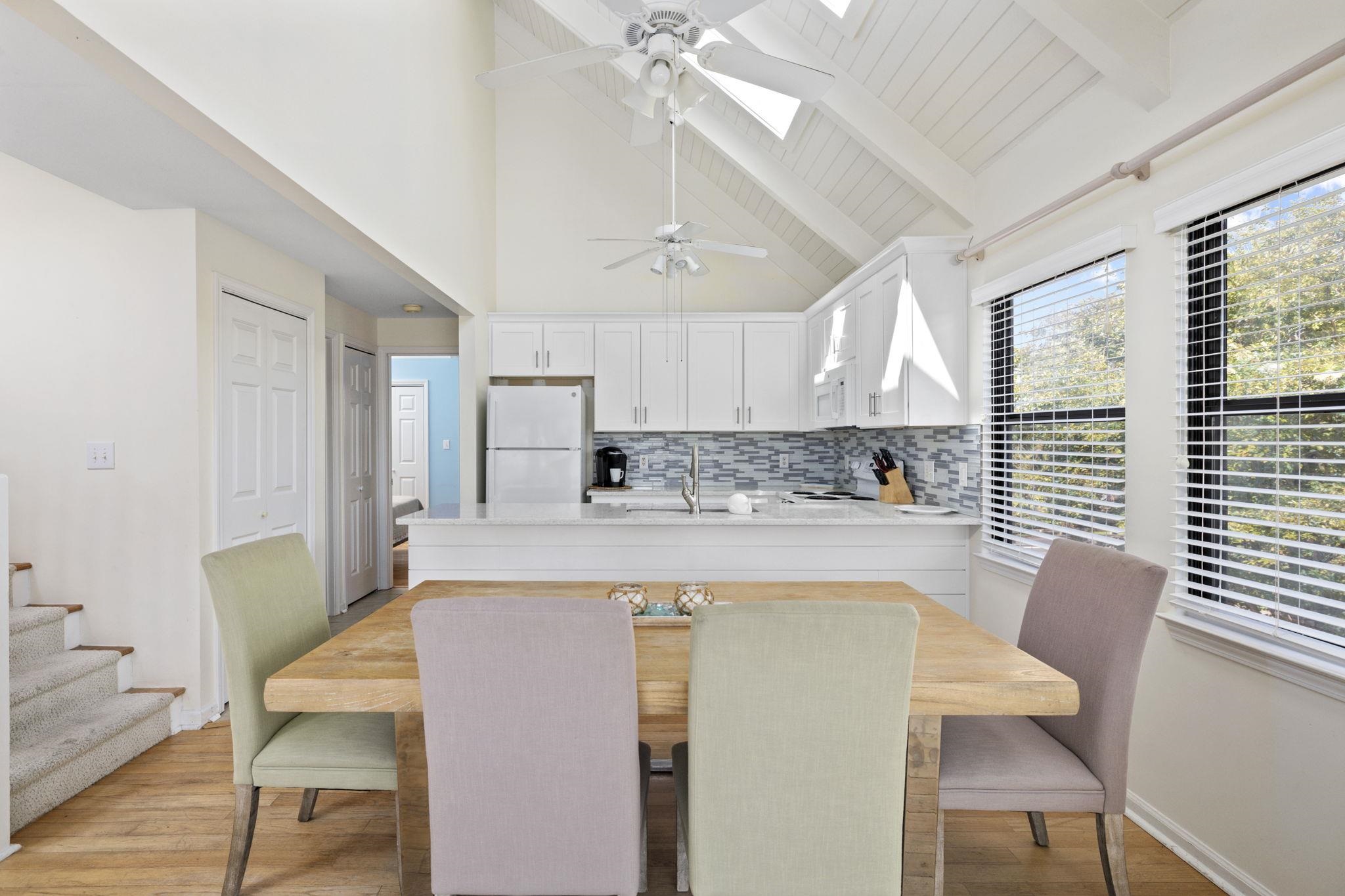 312 Retreat Beach Circle