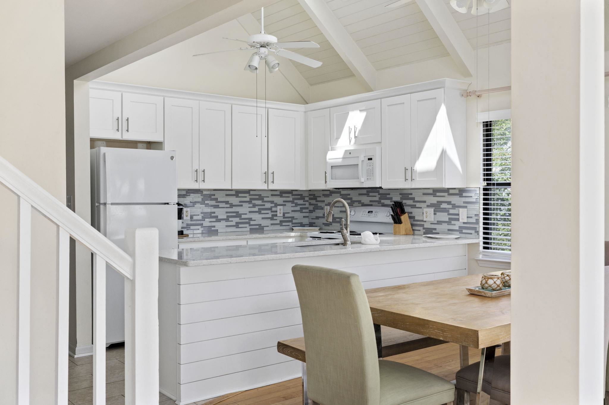 312 Retreat Beach Circle