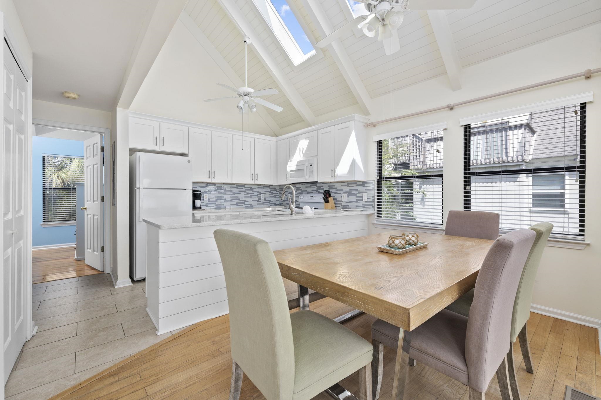 312 Retreat Beach Circle