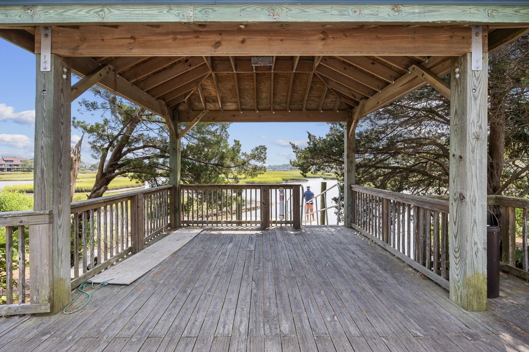 312 Retreat Beach Circle