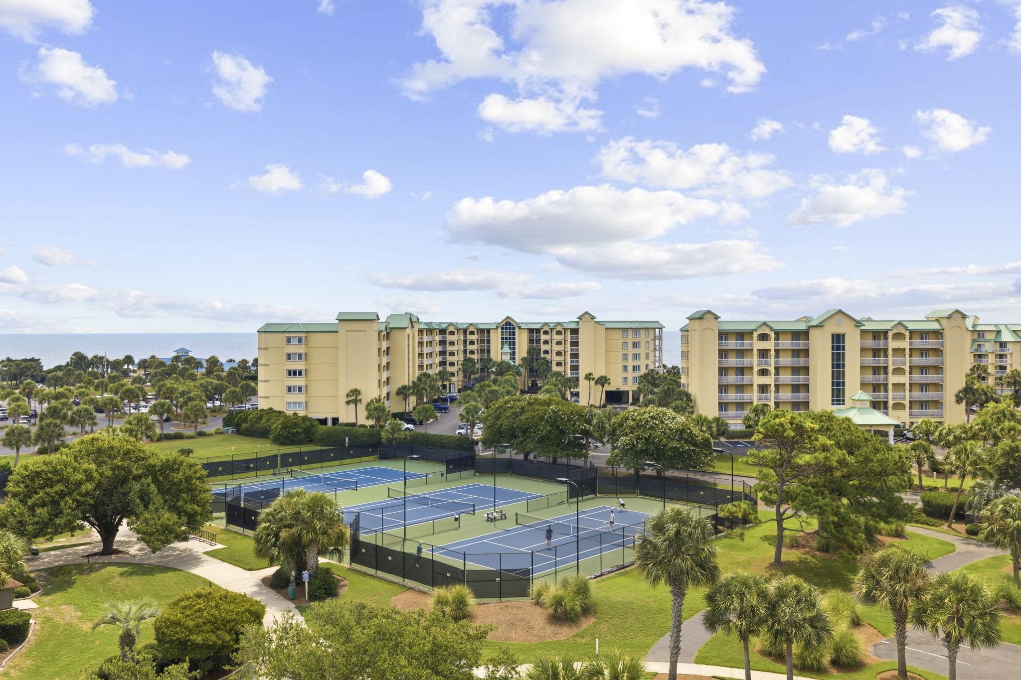 125 S Dunes Dr. Unit: 306