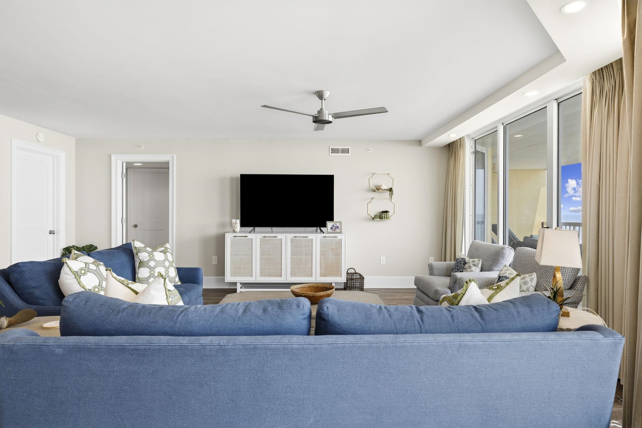 125 S Dunes Dr. Unit: 306