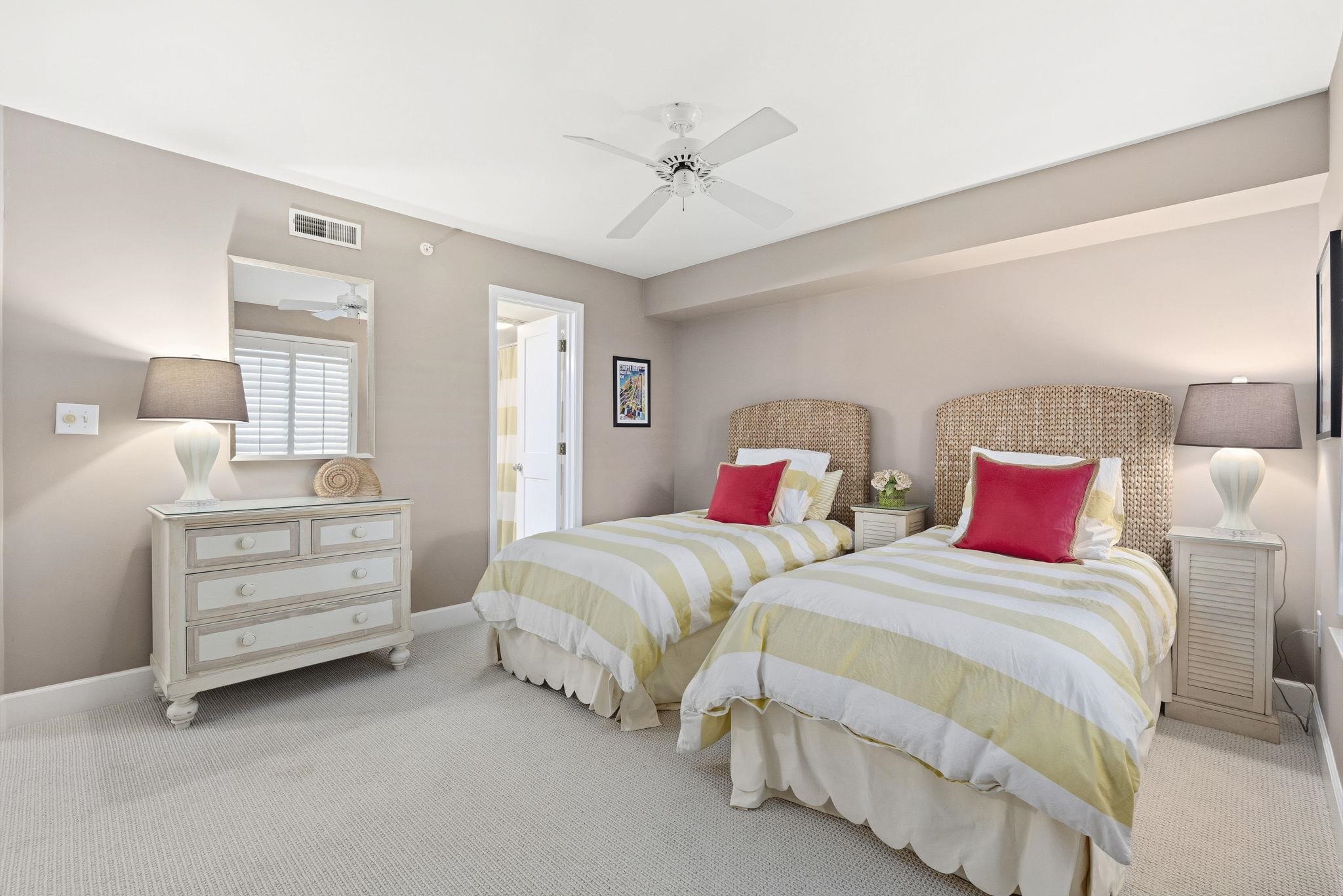 125 S Dunes Dr. Unit: 306